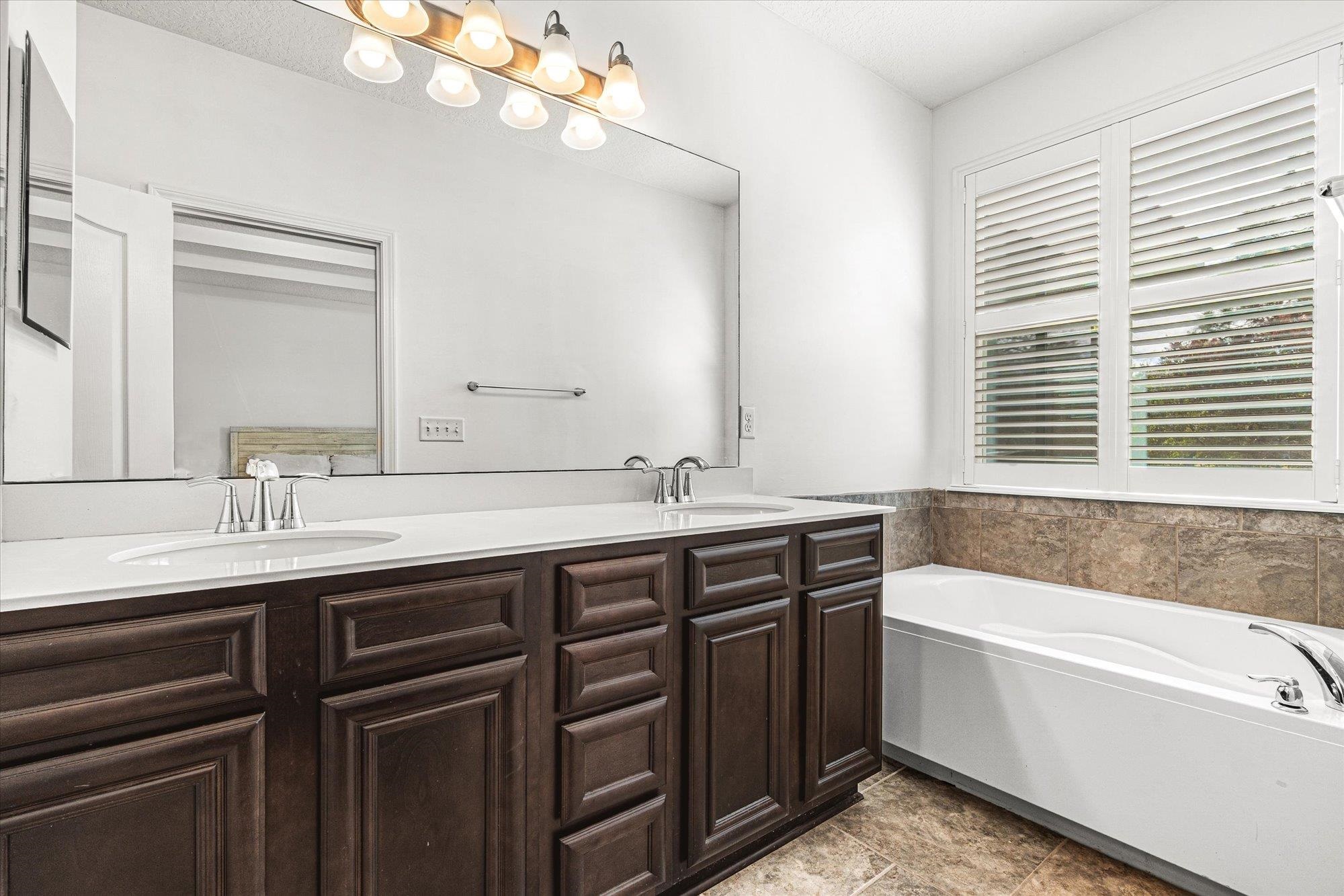 165 Plaza Del Rio Dr