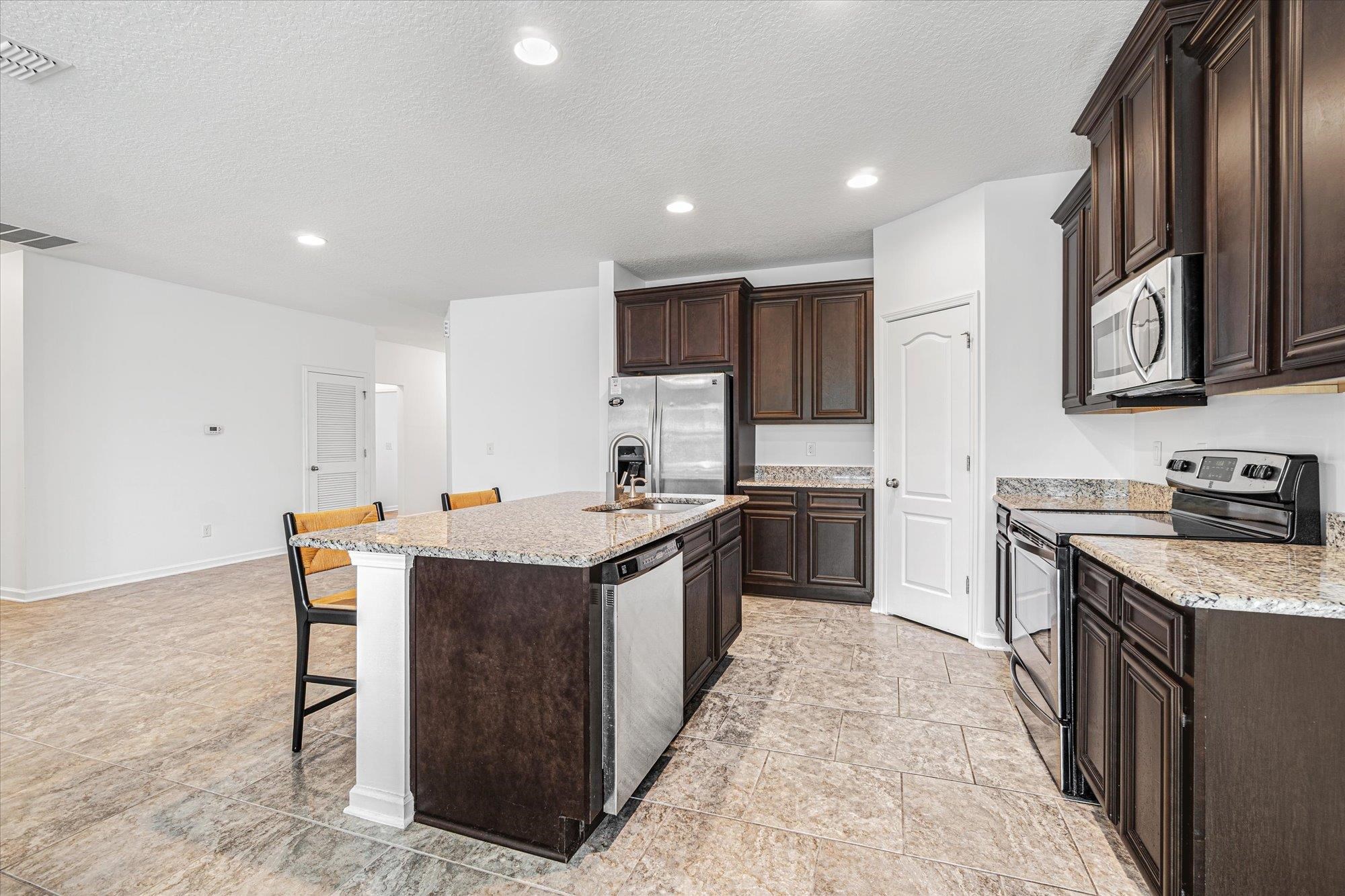 165 Plaza Del Rio Dr