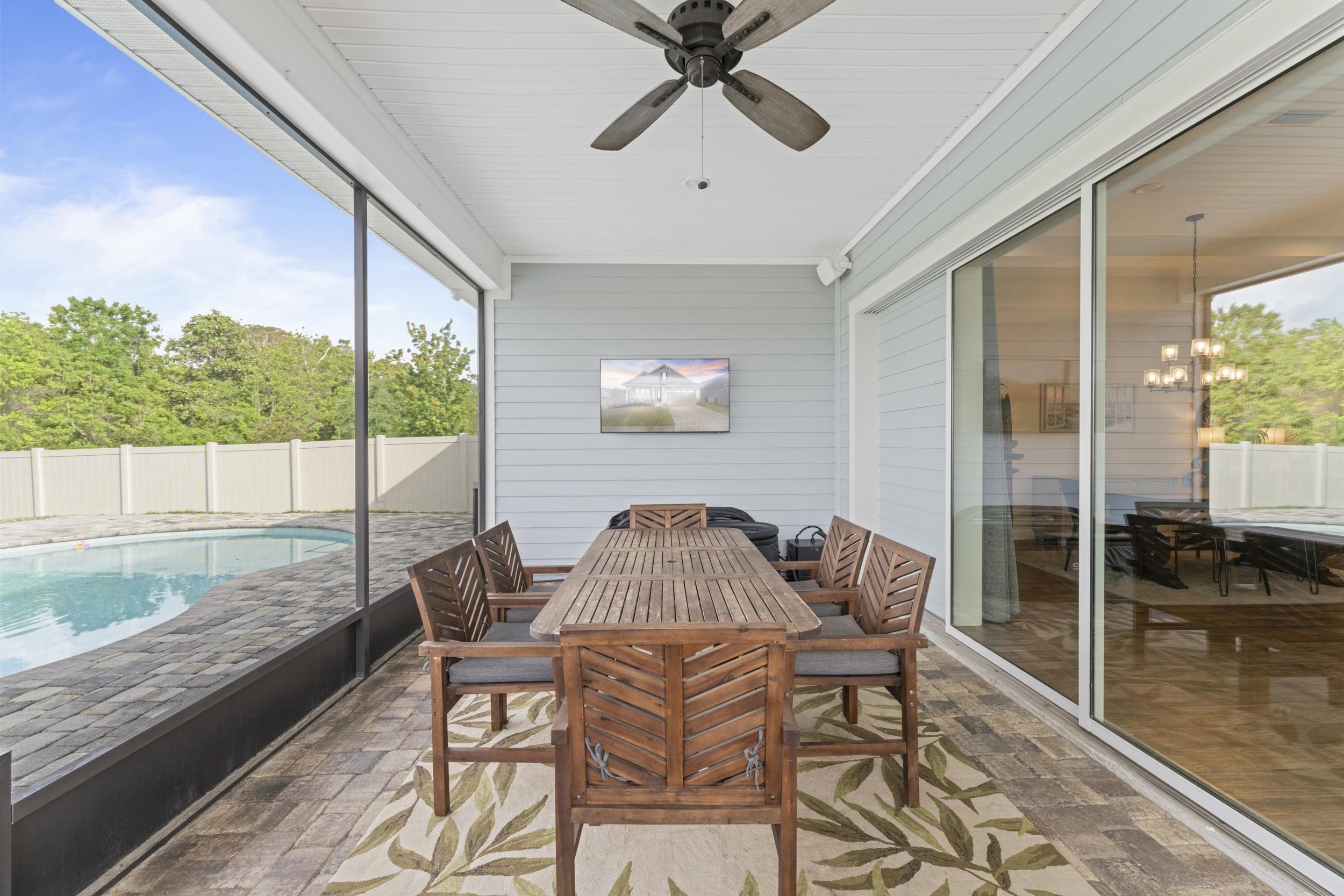 380 Maralinda Dr