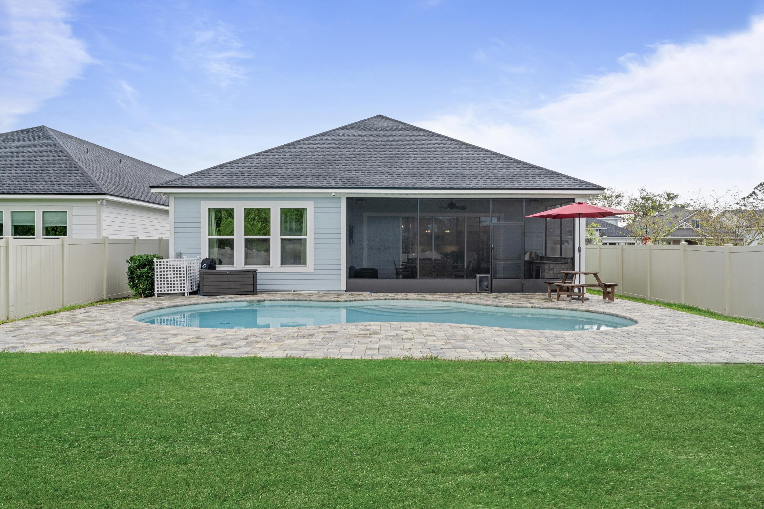380 Maralinda Dr