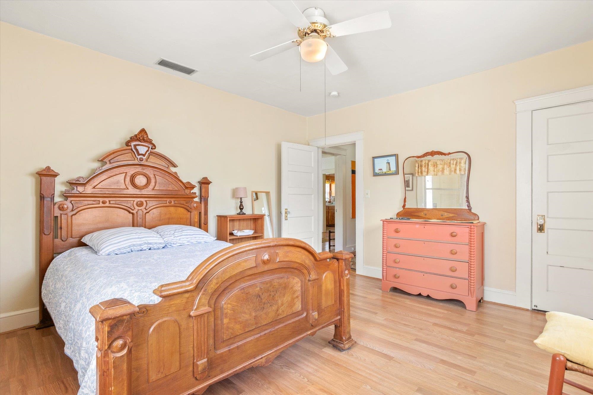 116 Colon Avenue
