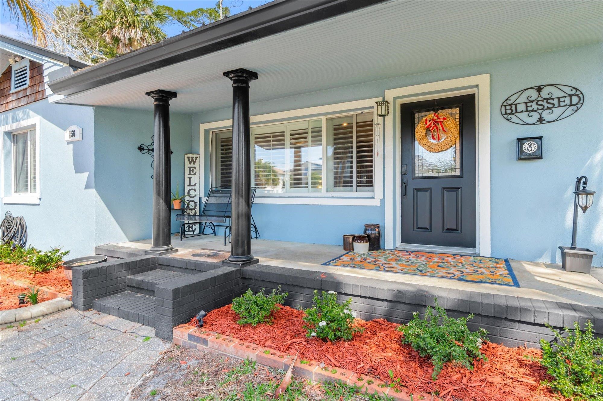 256 S Matanzas Blvd