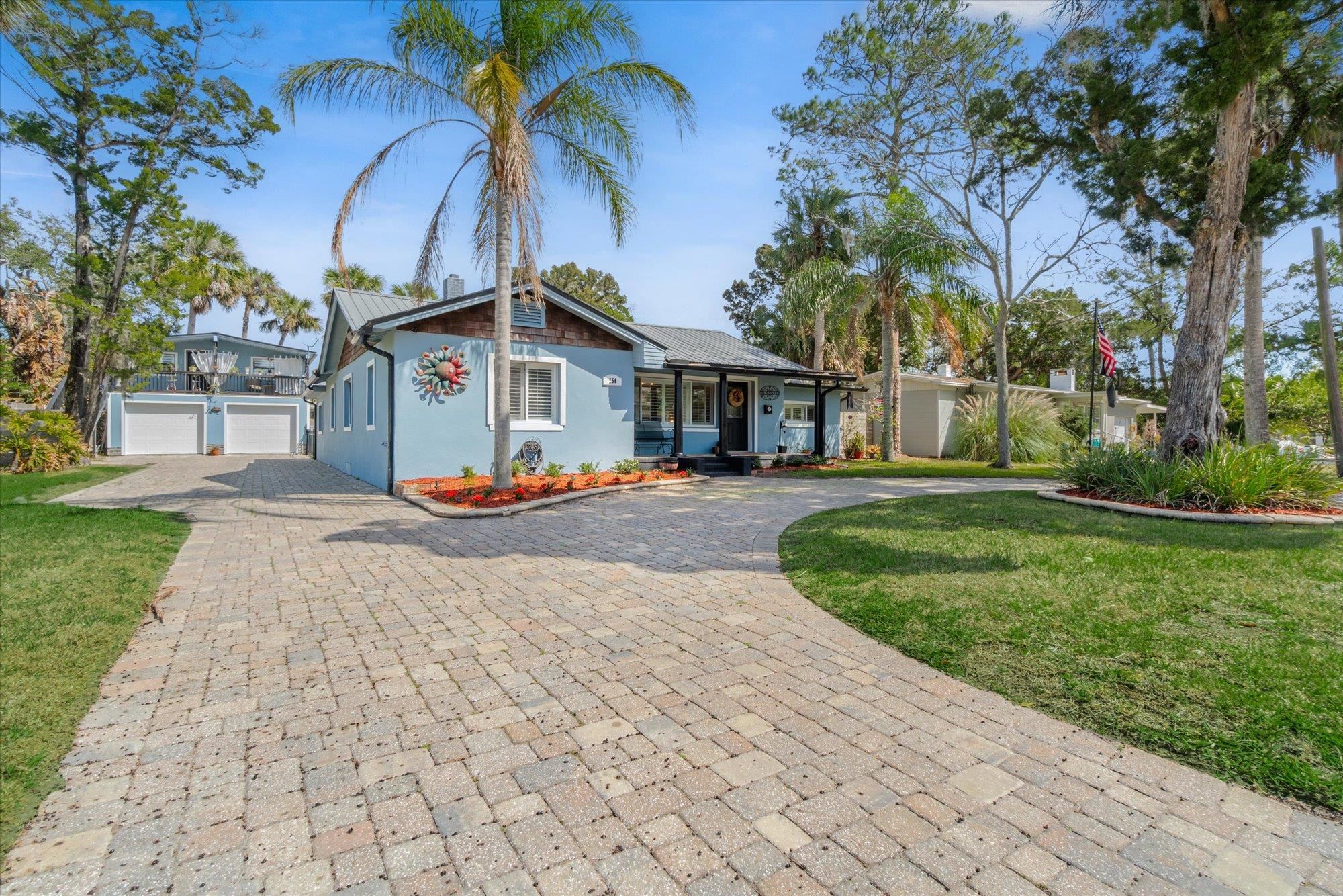 256 S Matanzas Blvd