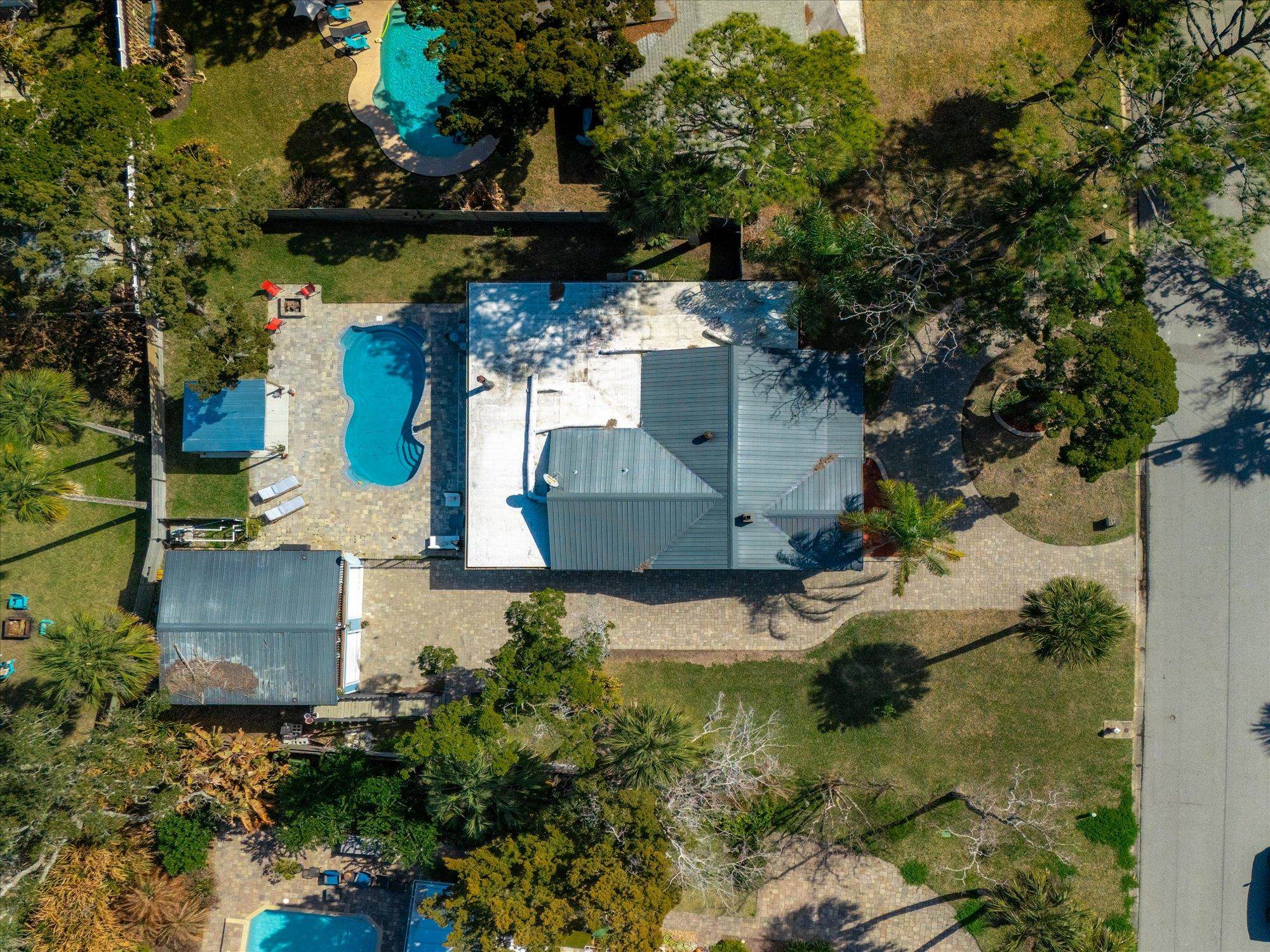 256 S Matanzas Blvd