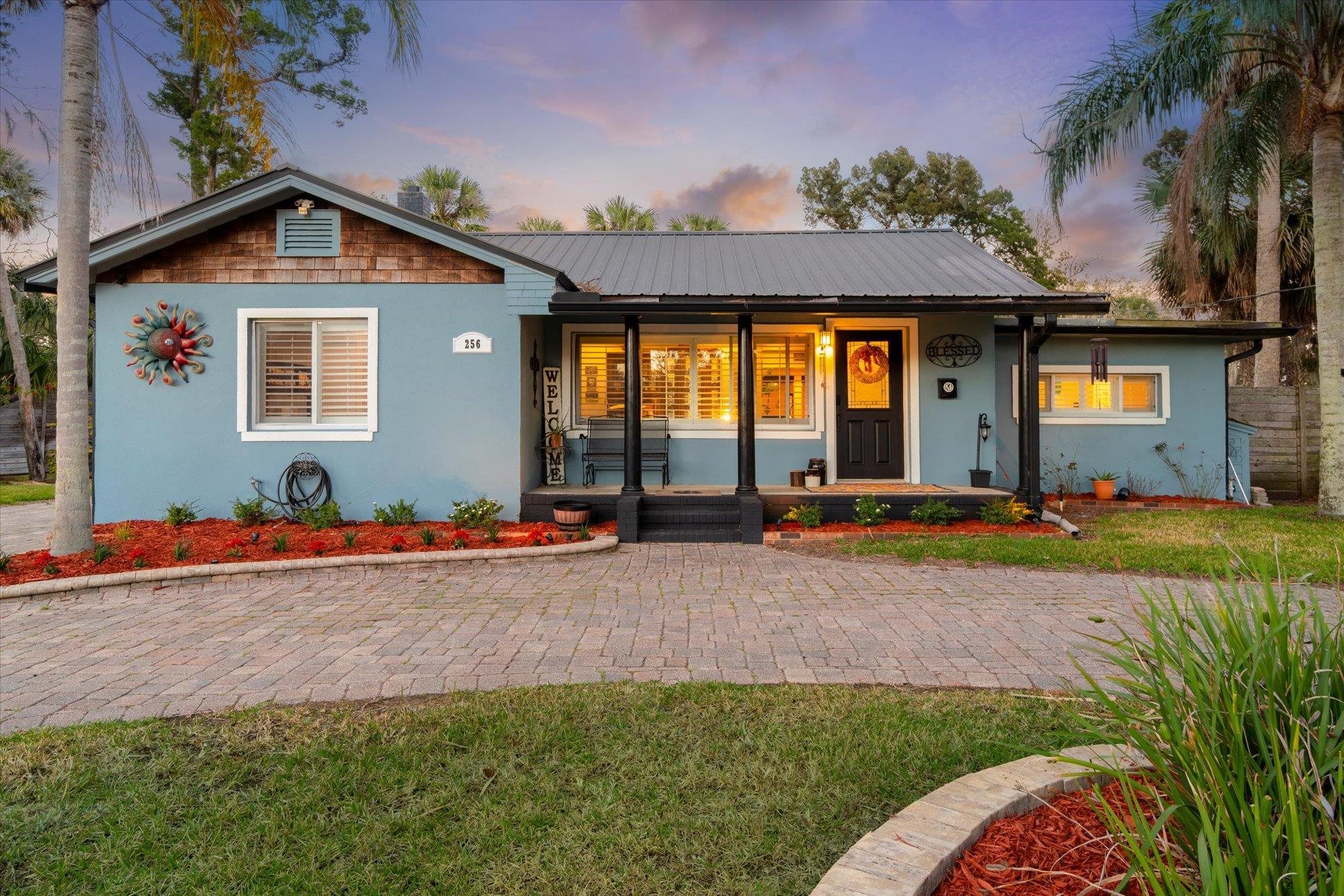 256 S Matanzas Blvd