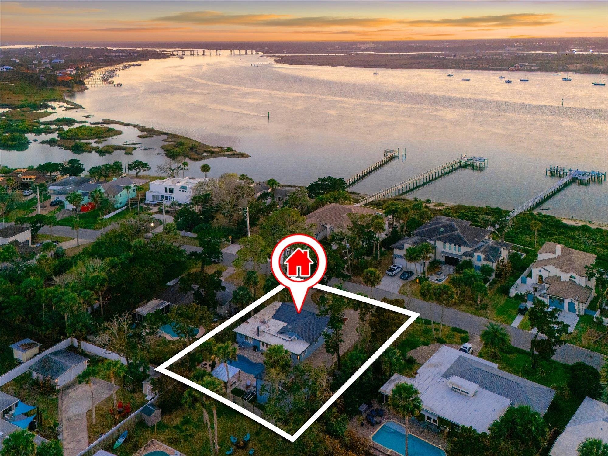 256 S Matanzas Blvd