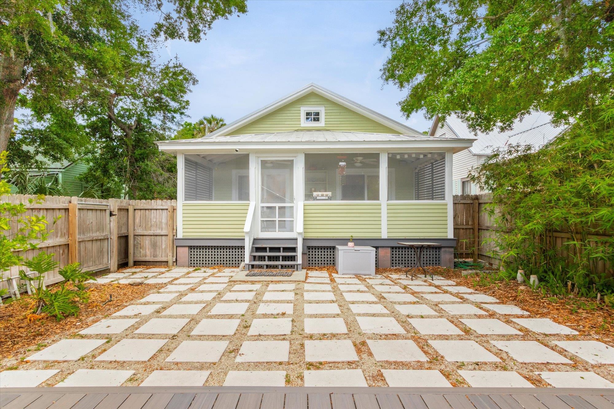 48 Osceola Street