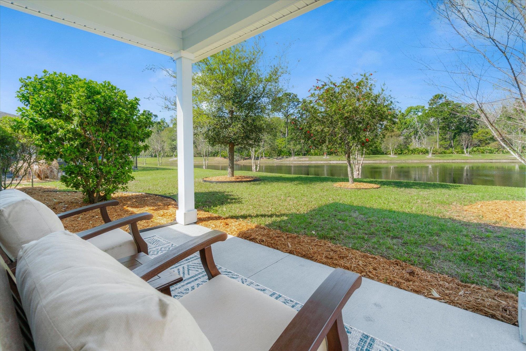 437 La Mancha Dr