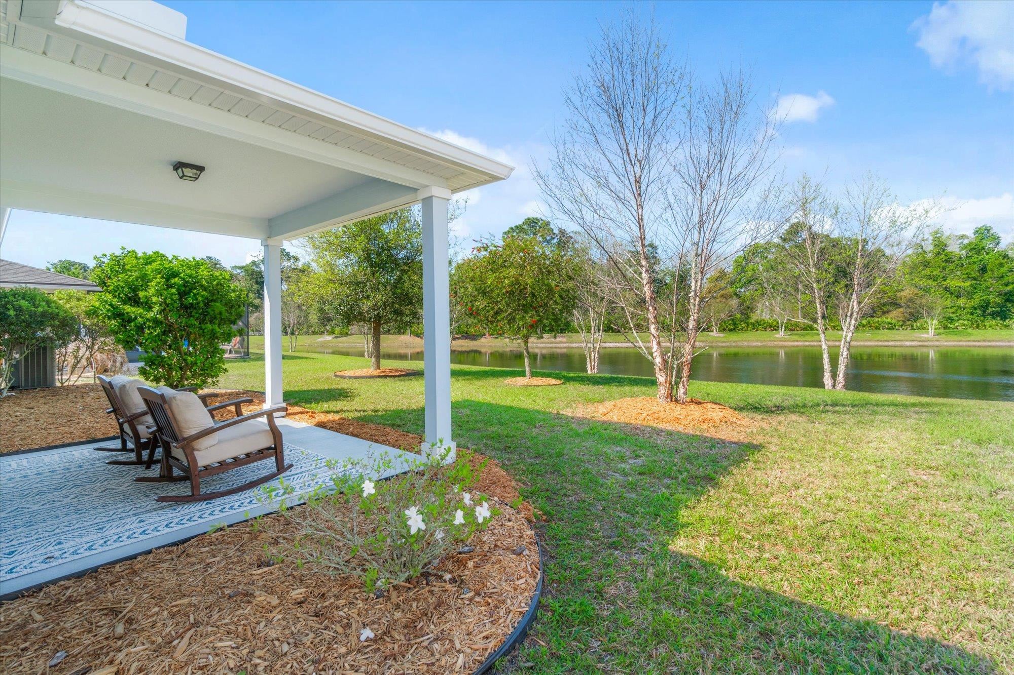 437 La Mancha Dr