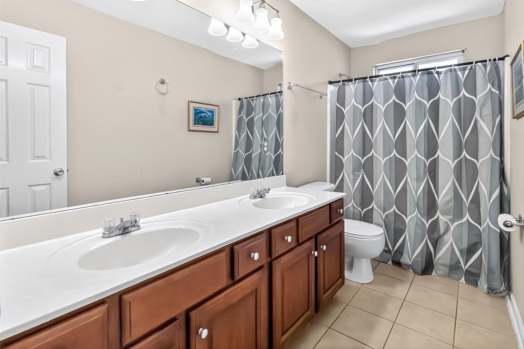 1160 Eddystone Ln