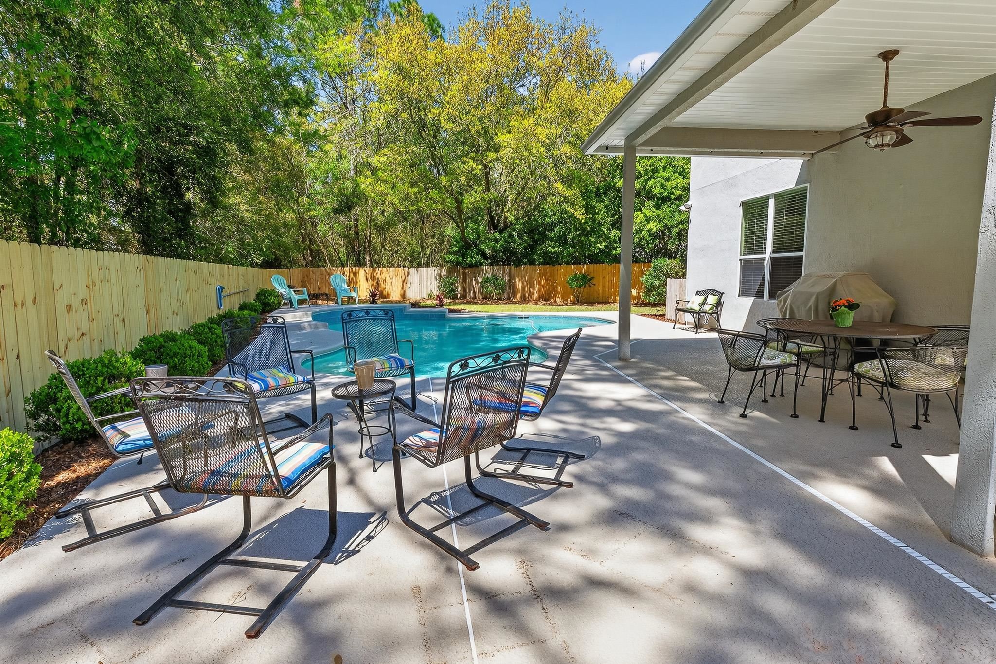 1160 Eddystone Ln