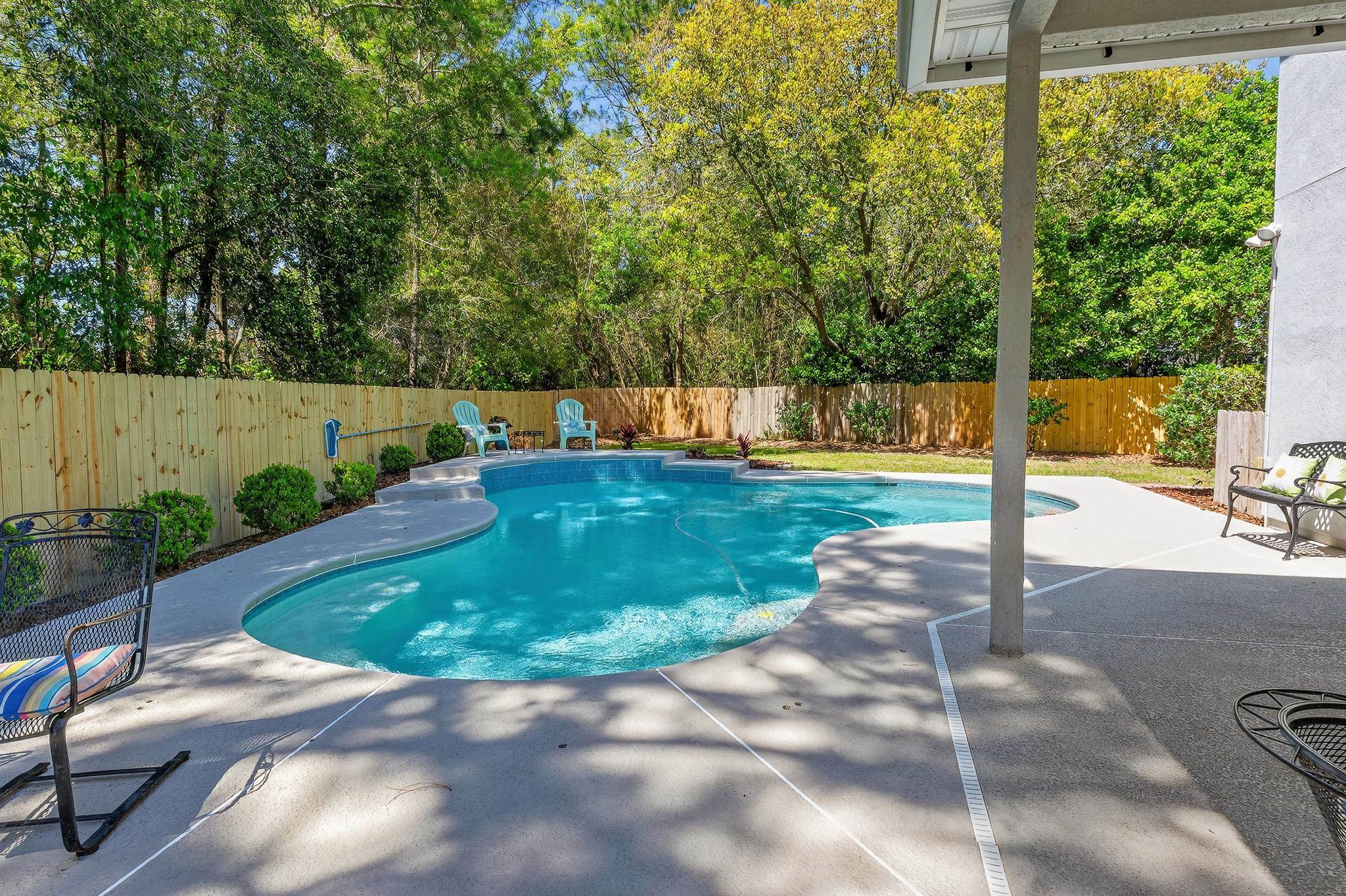 1160 Eddystone Ln