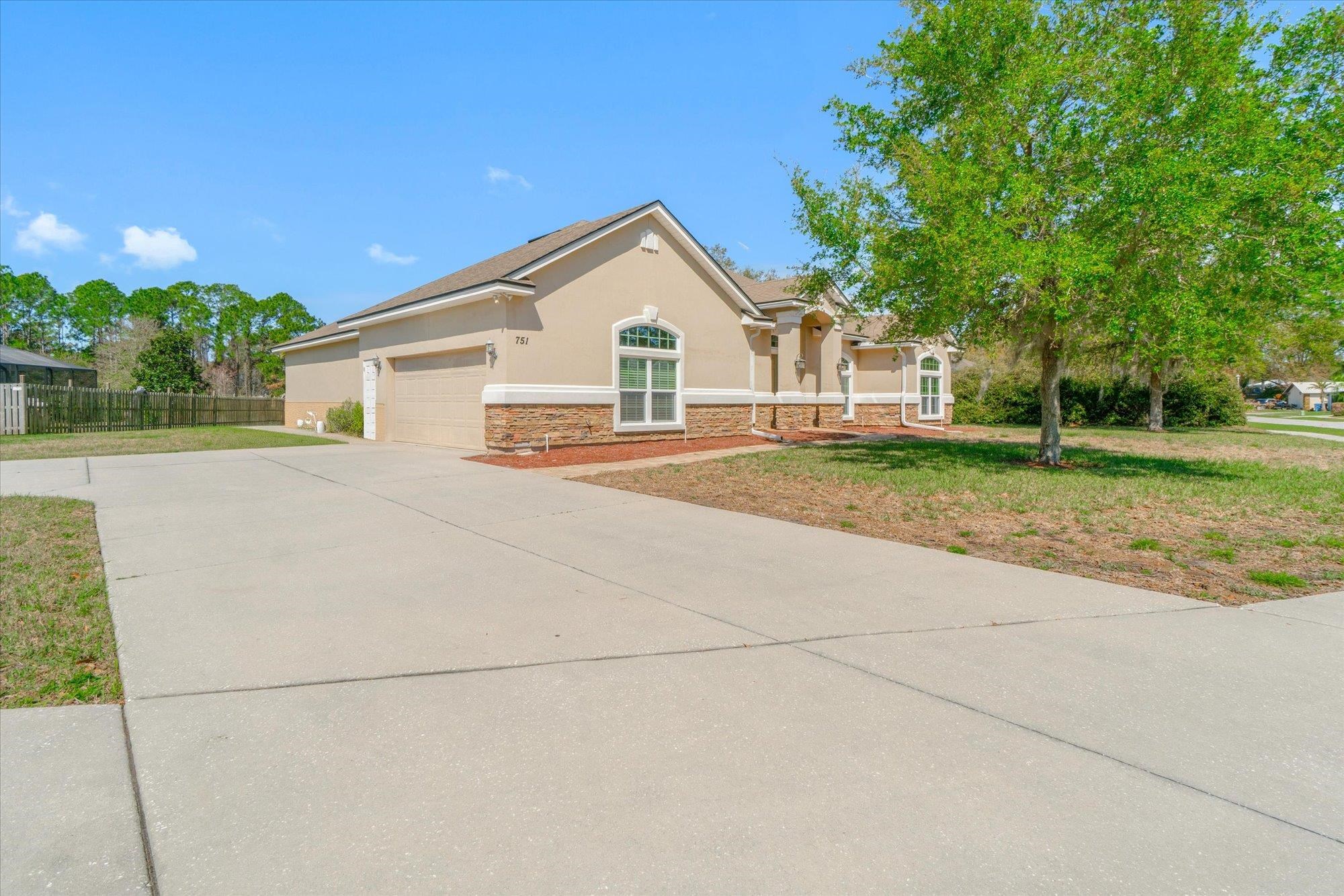 751 Viscaya Blvd