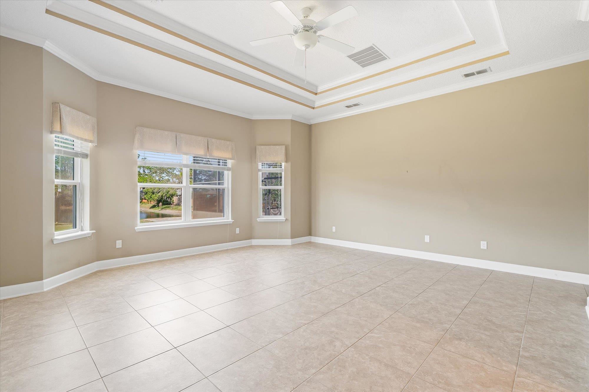 751 Viscaya Blvd