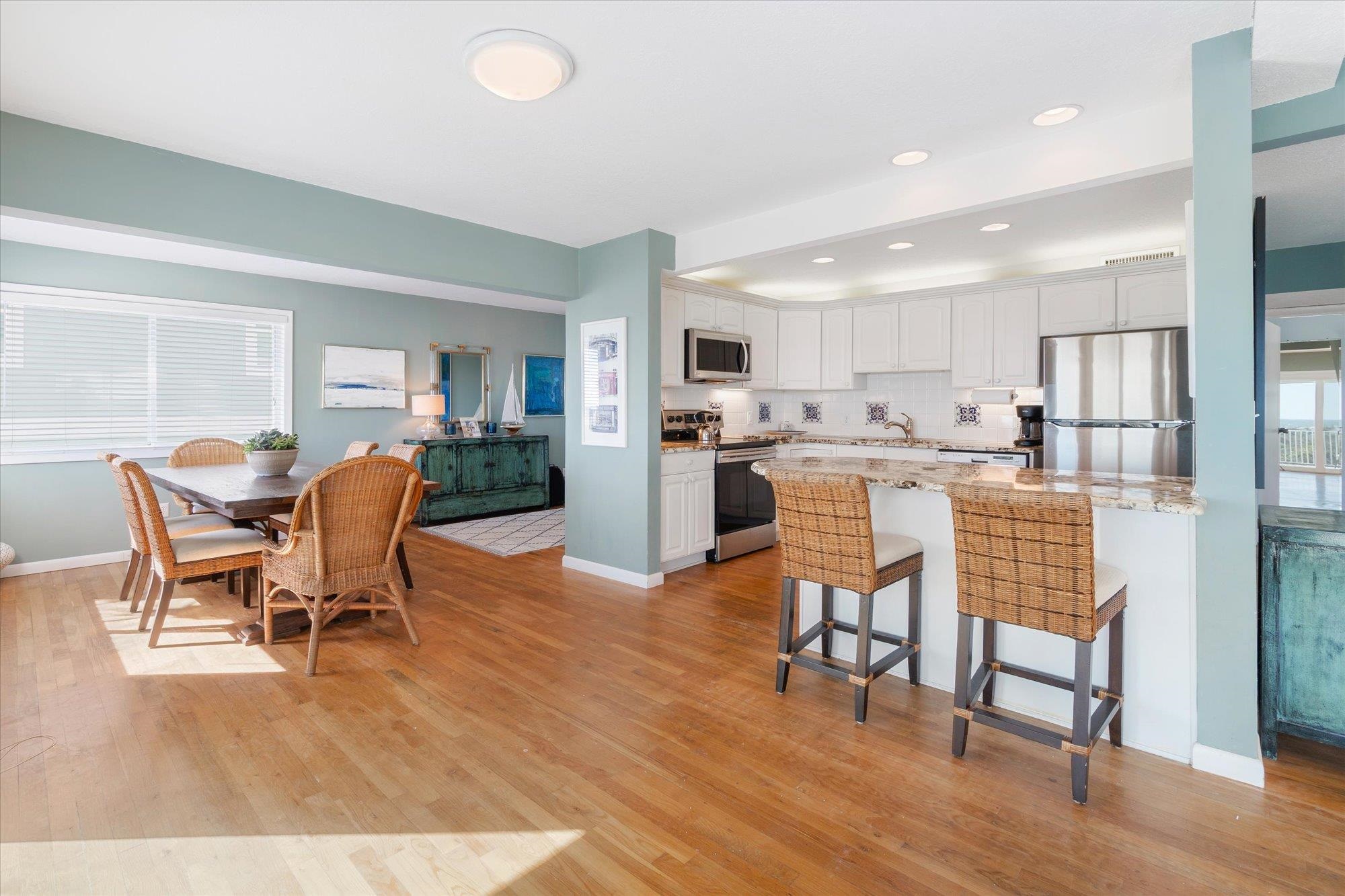 5512 Atlantic View