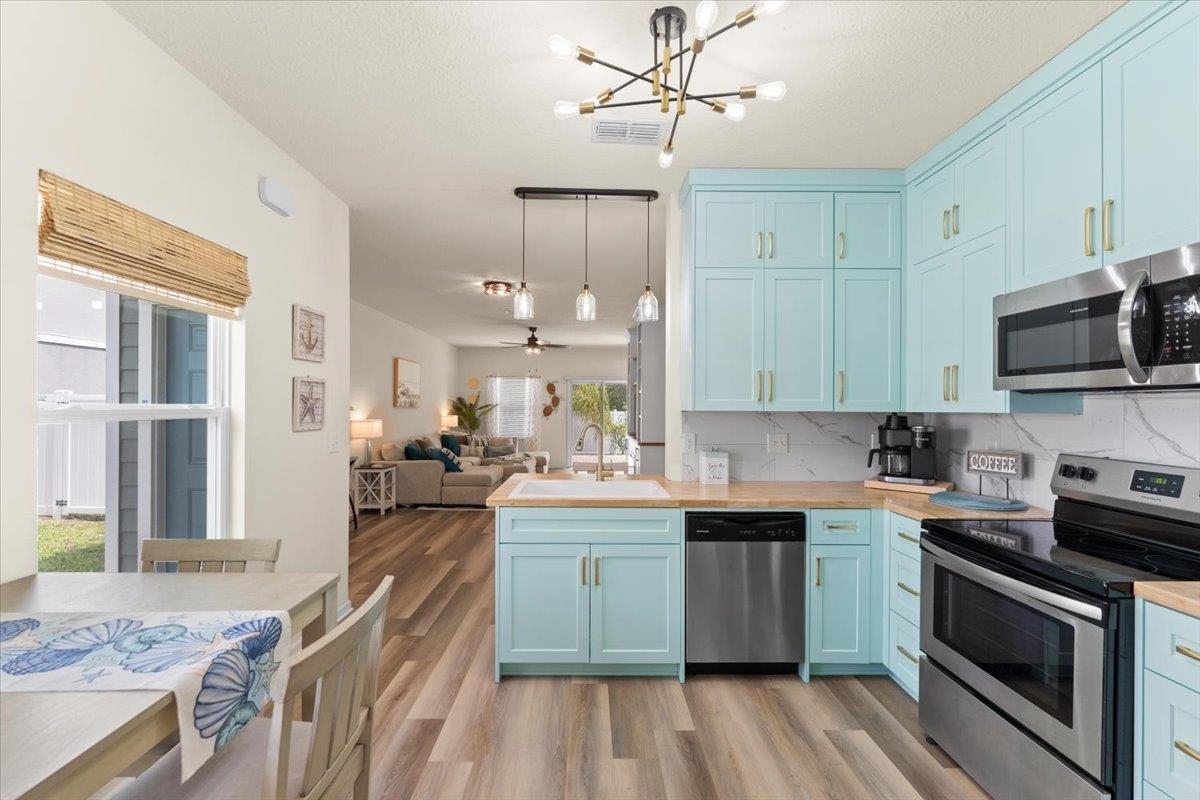 249 Whitland Way