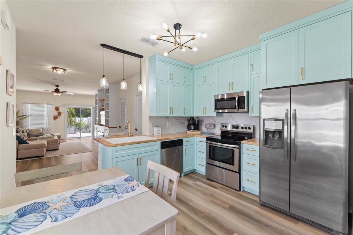 249 Whitland Way