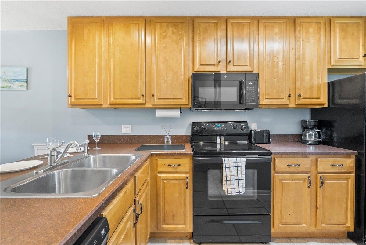 650 W Pope Rd Unit: 205