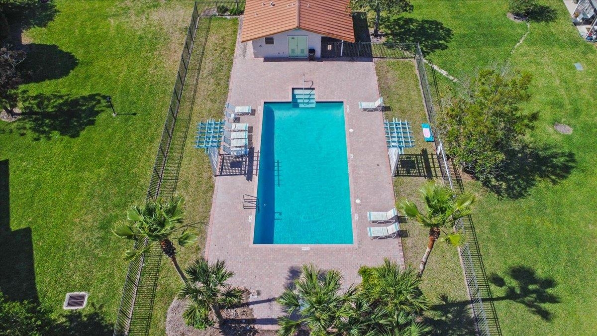 650 W Pope Rd Unit: 205