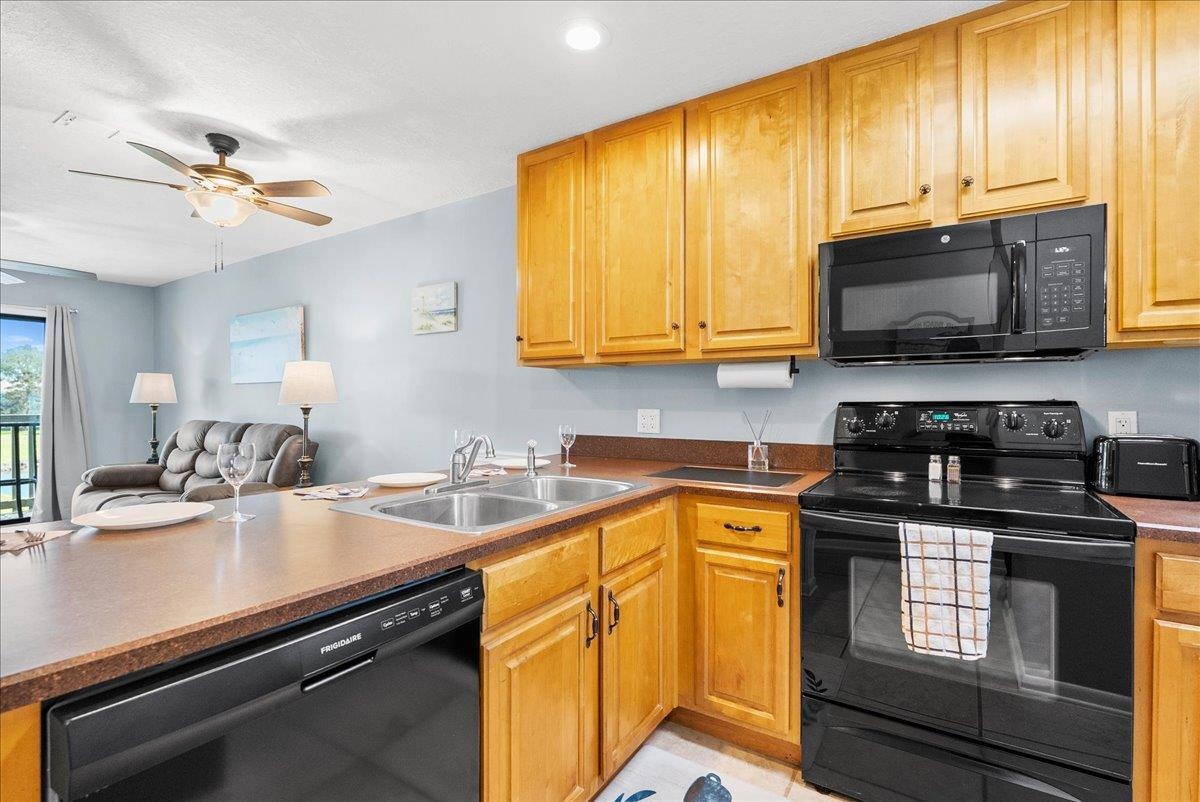 650 W Pope Rd Unit: 205