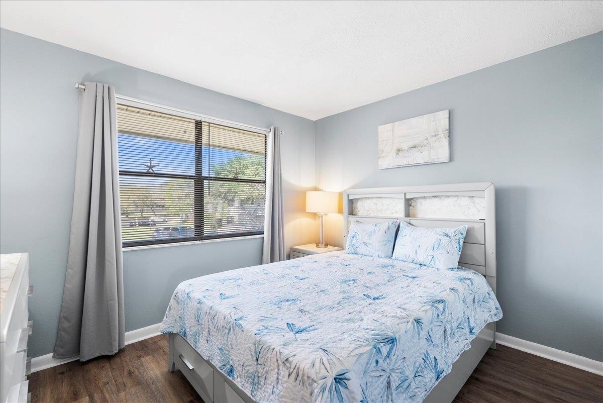 650 W Pope Rd Unit: 205