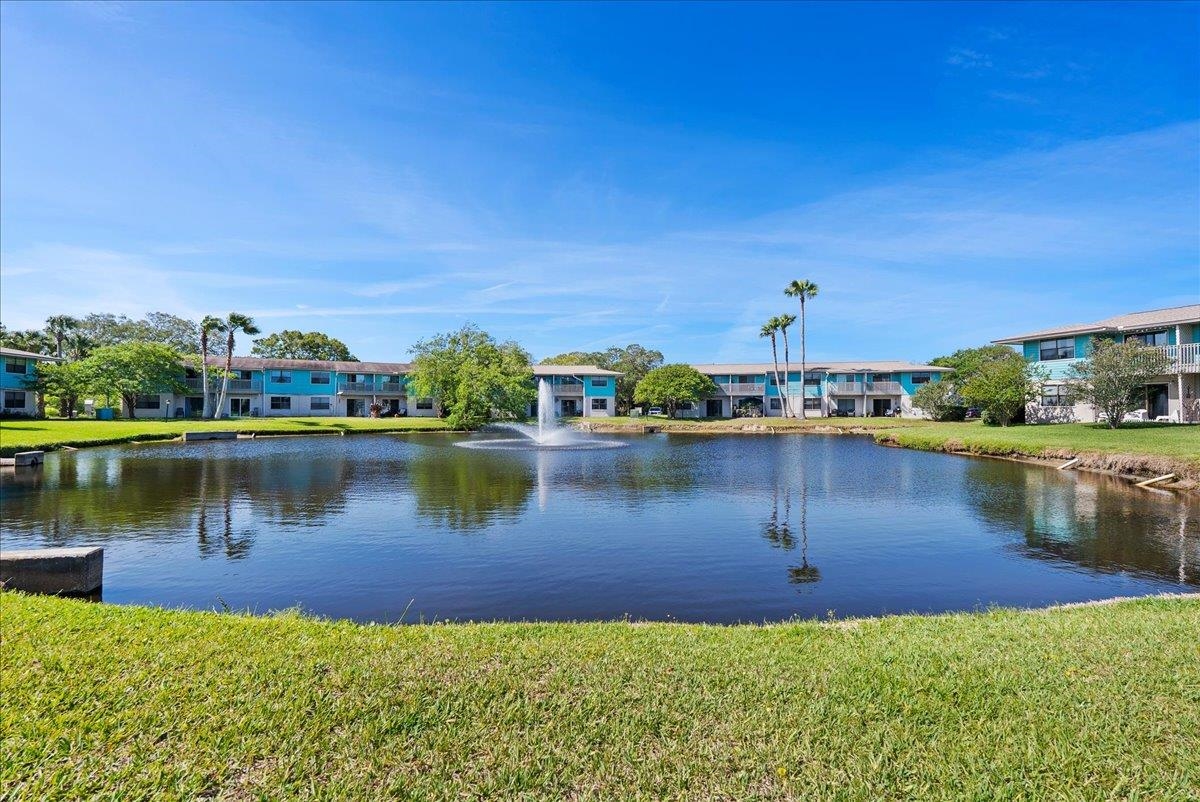 650 W Pope Rd Unit: 205