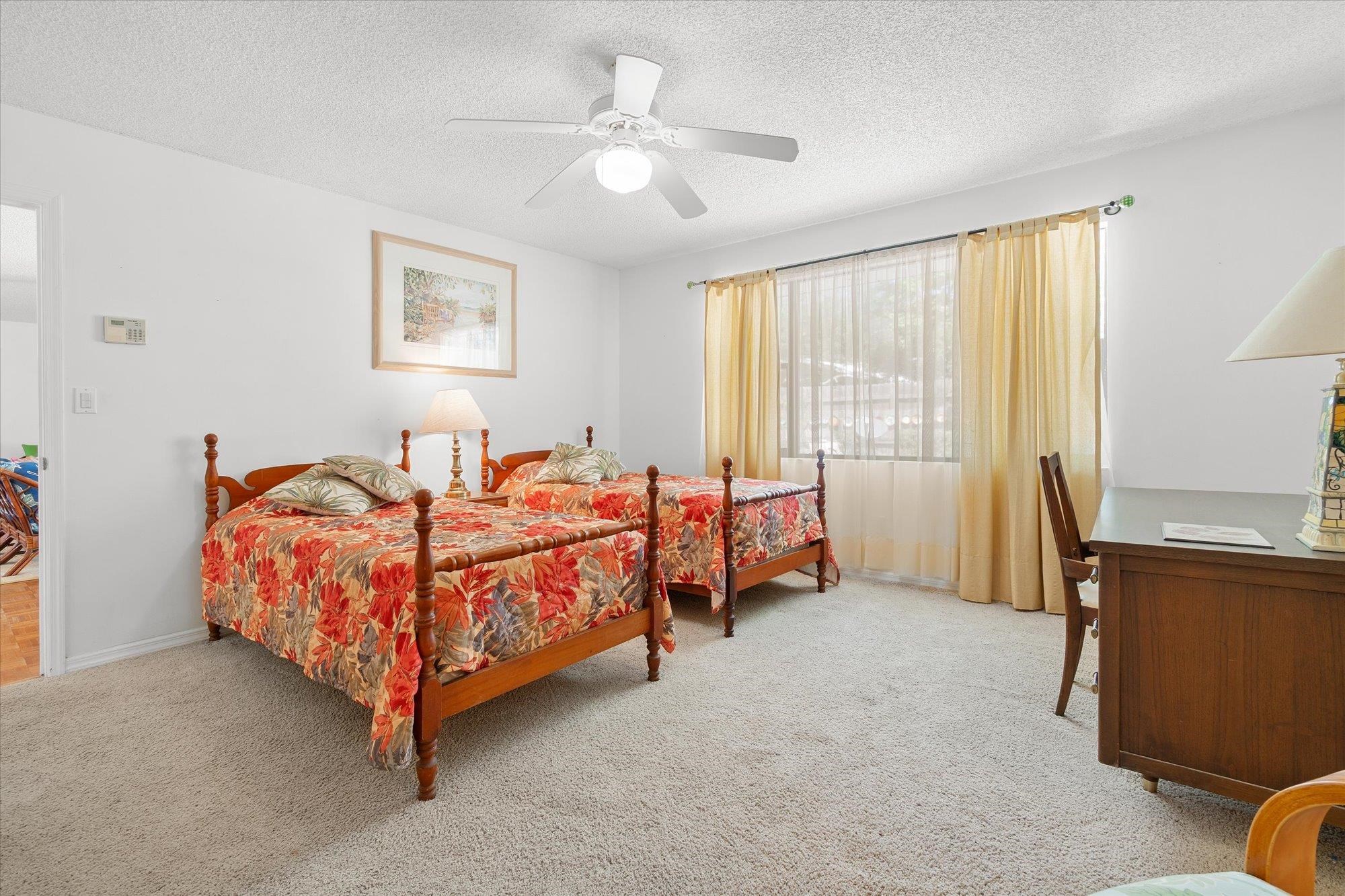 43 White Ct
