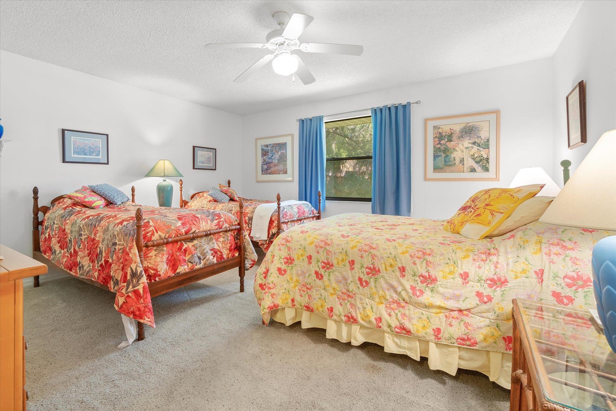 43 White Ct