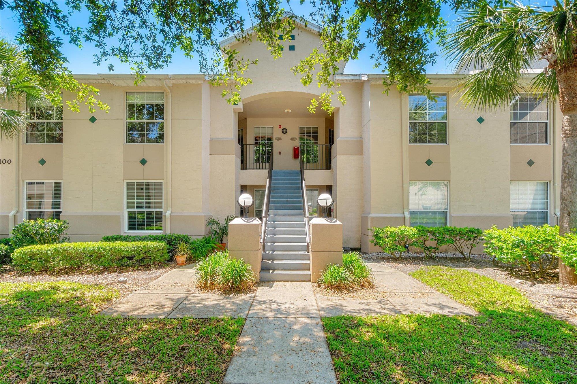 1109 Royal Troon Lane