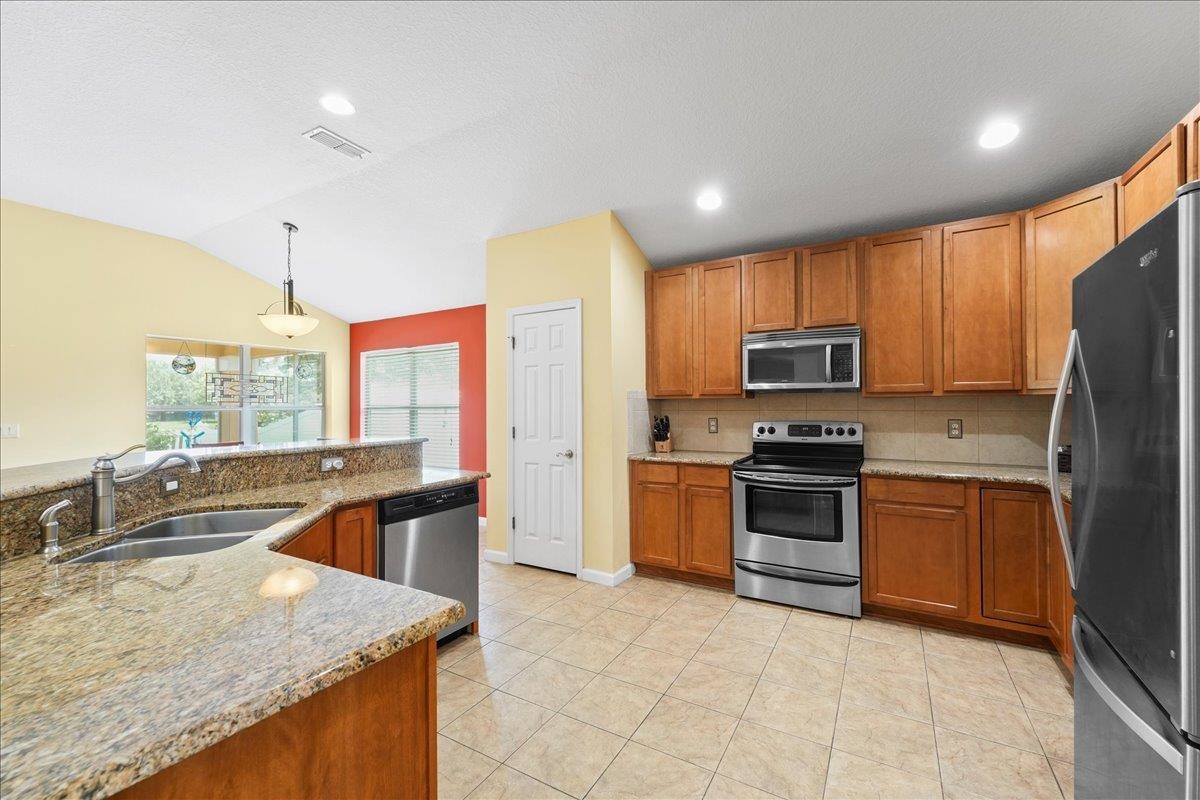880 E Red House Branch Rd