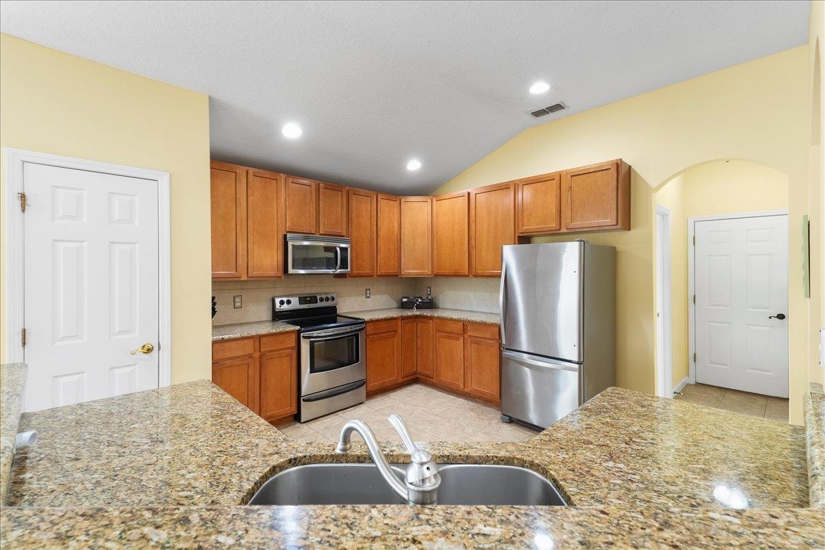 880 E Red House Branch Rd