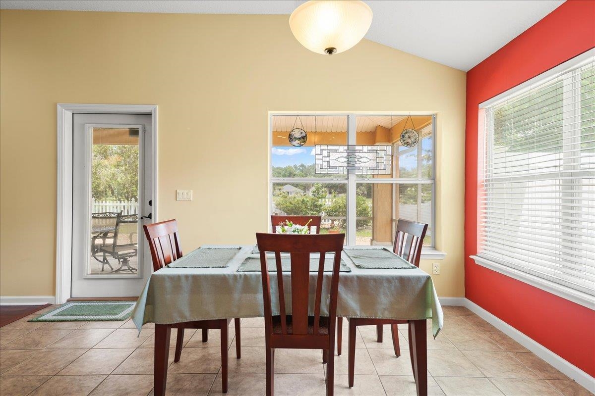 880 E Red House Branch Rd