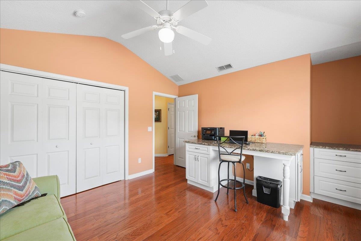 880 E Red House Branch Rd