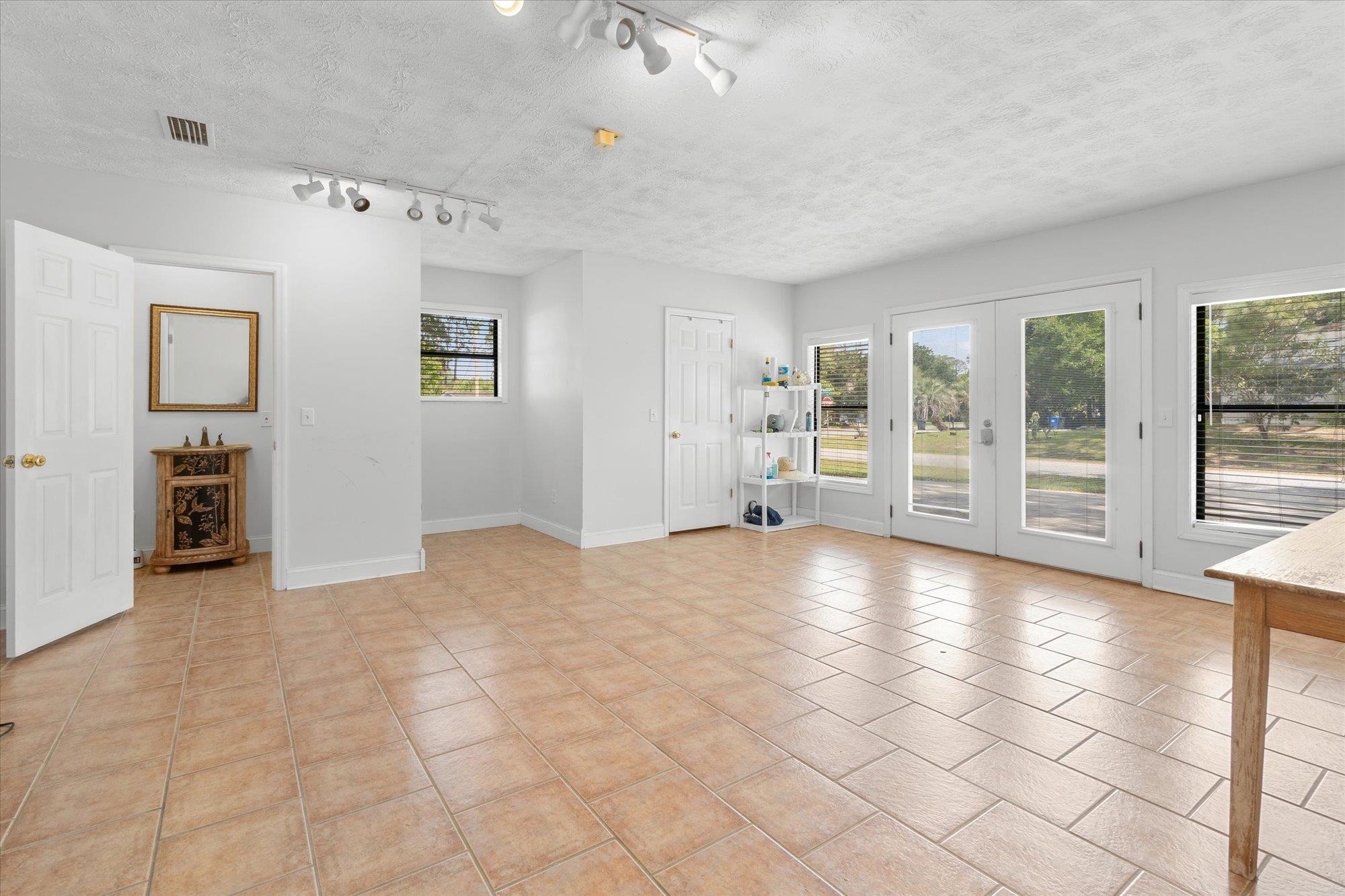 601 Prince Rd