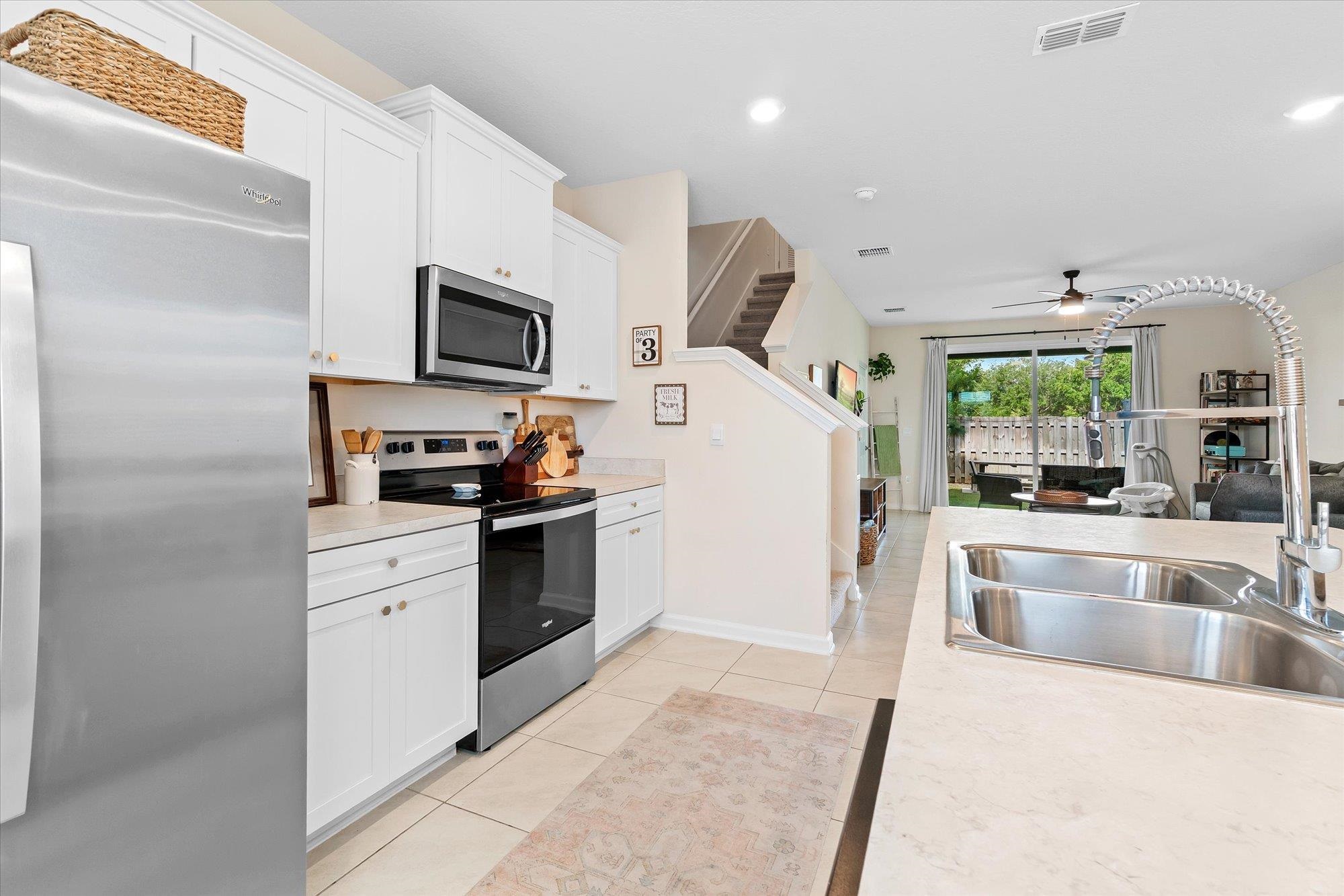 212 Whispering Brook Dr