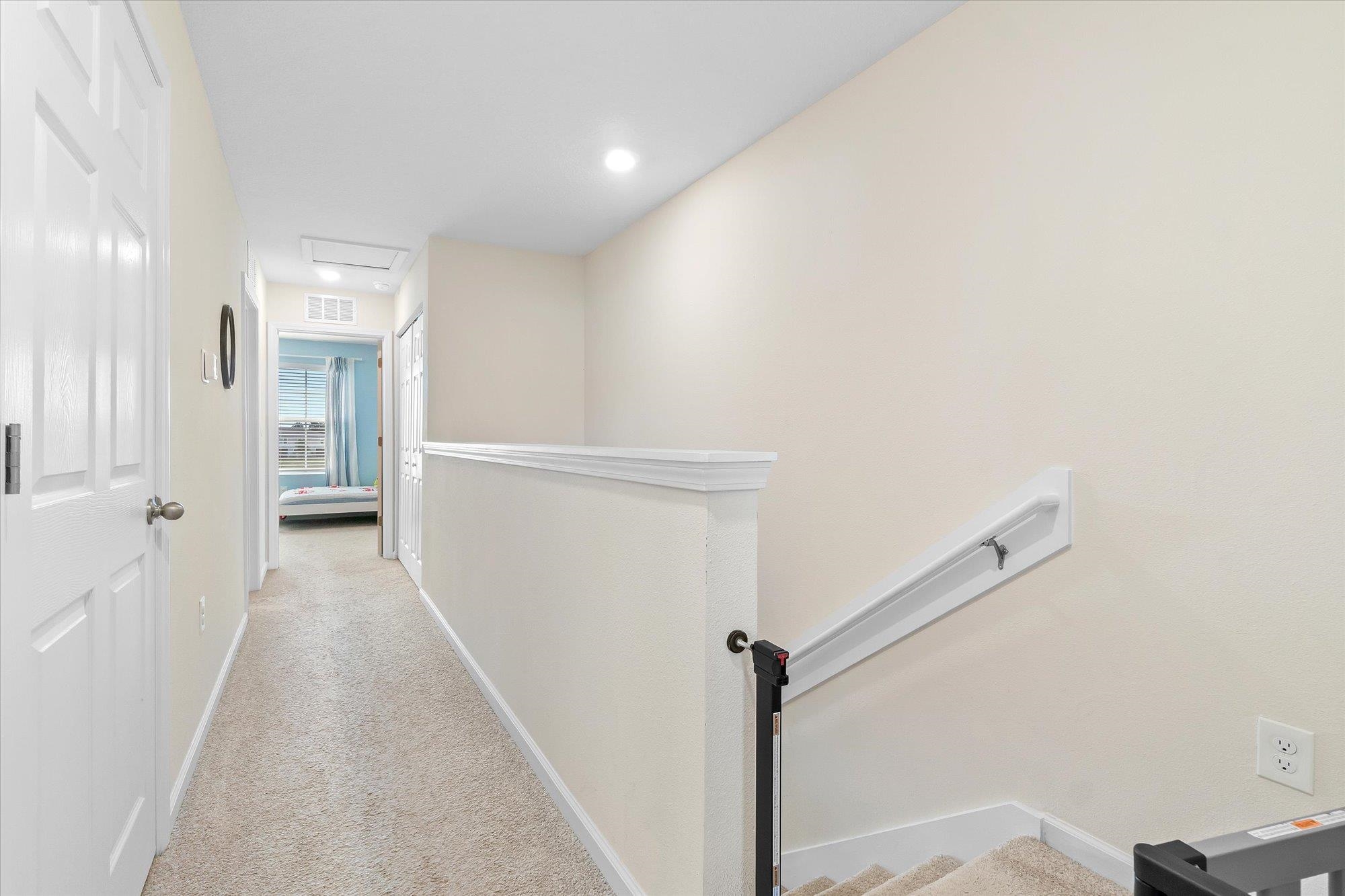 212 Whispering Brook Dr