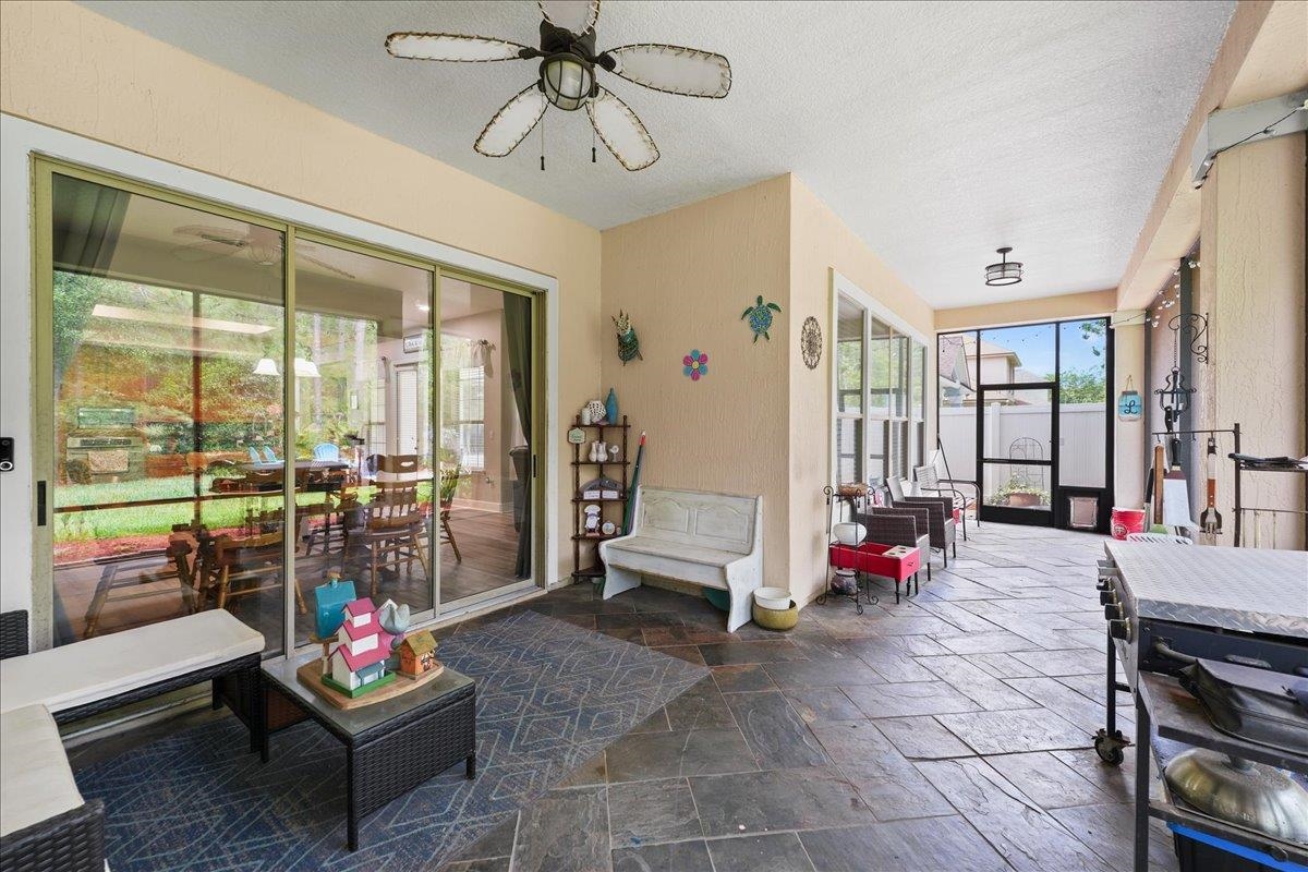 1232 Harbour Town Dr