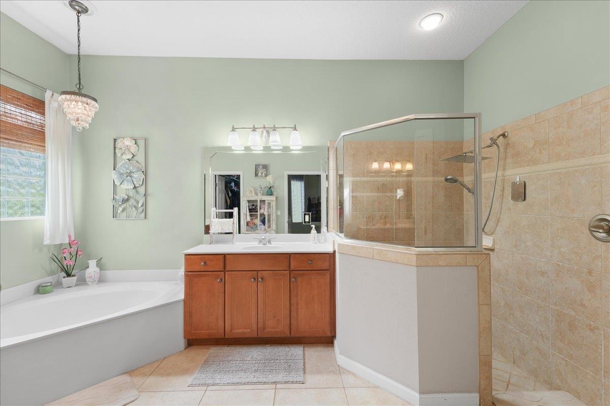 1232 Harbour Town Dr