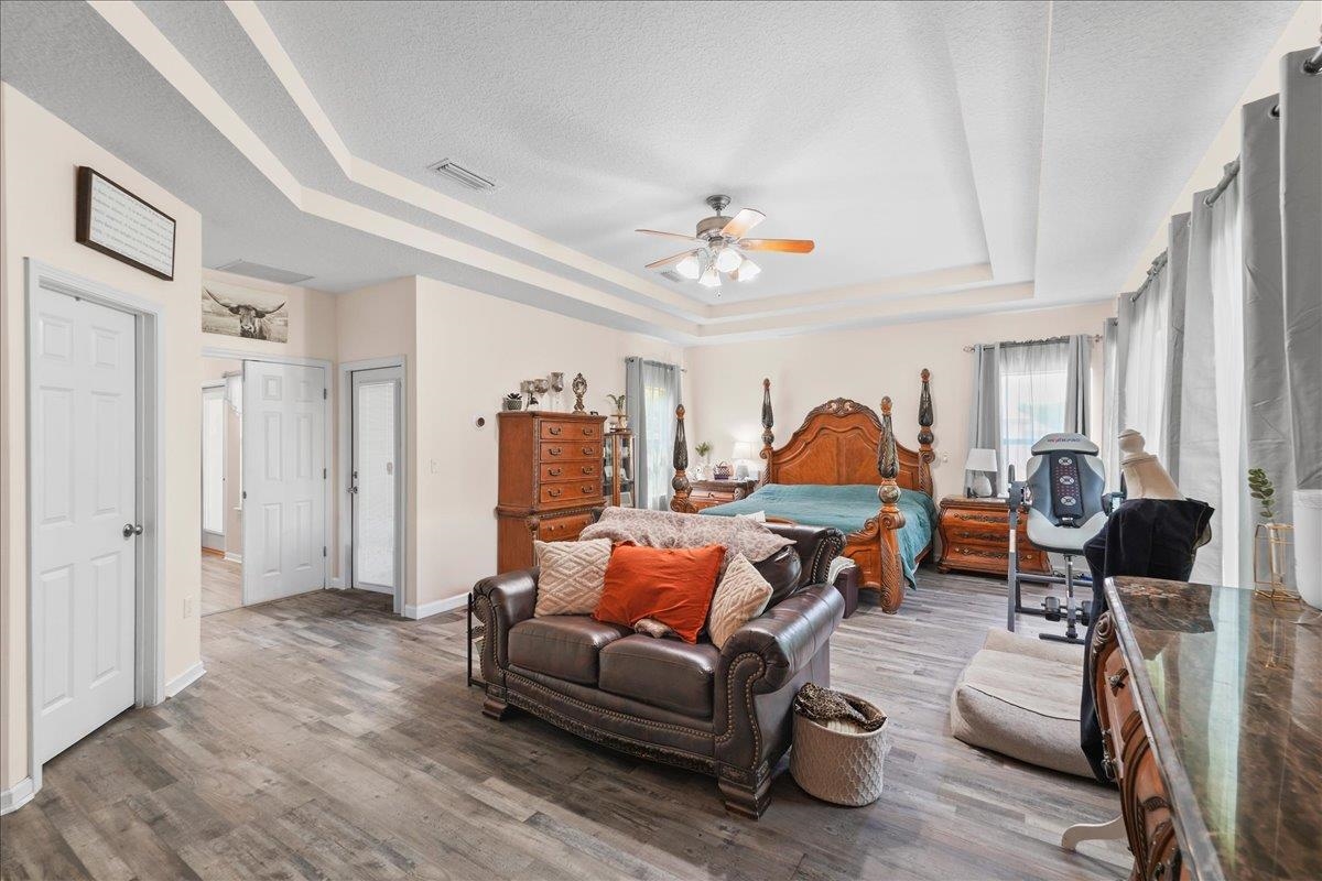 1232 Harbour Town Dr