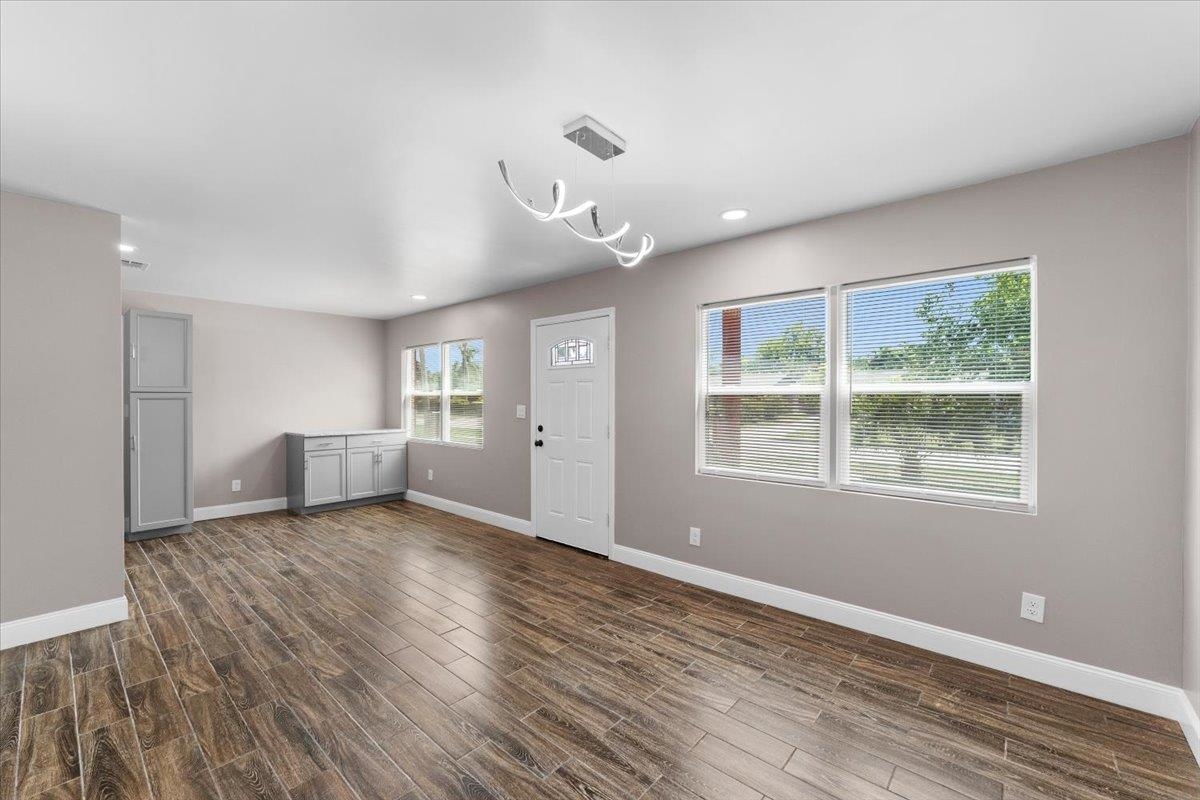 629 Cedar Park Dr