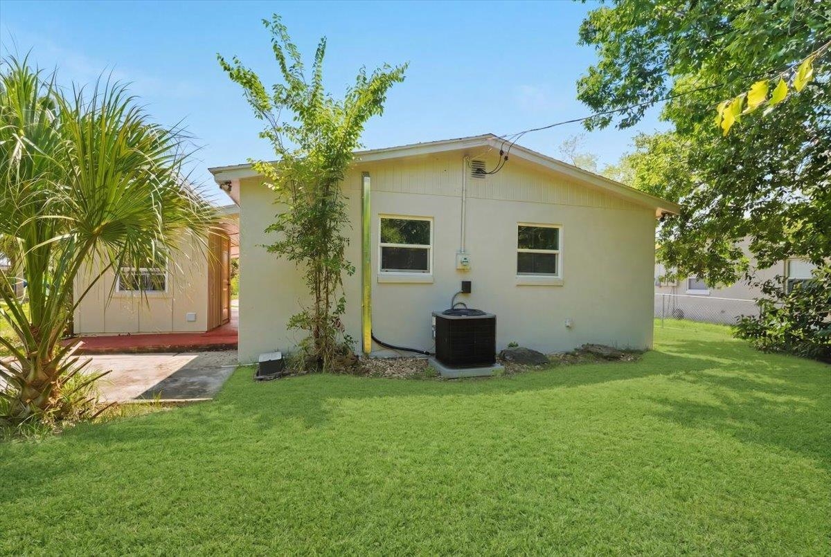 629 Cedar Park Dr
