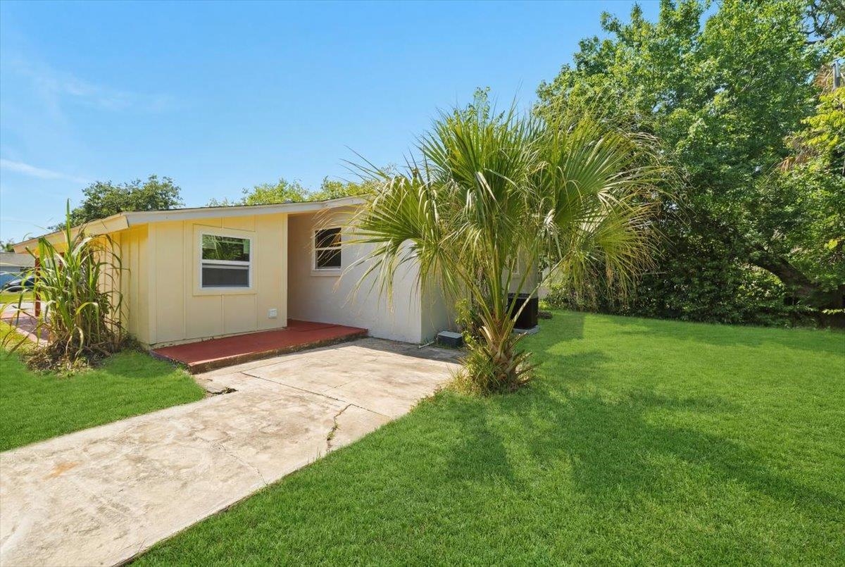 629 Cedar Park Dr
