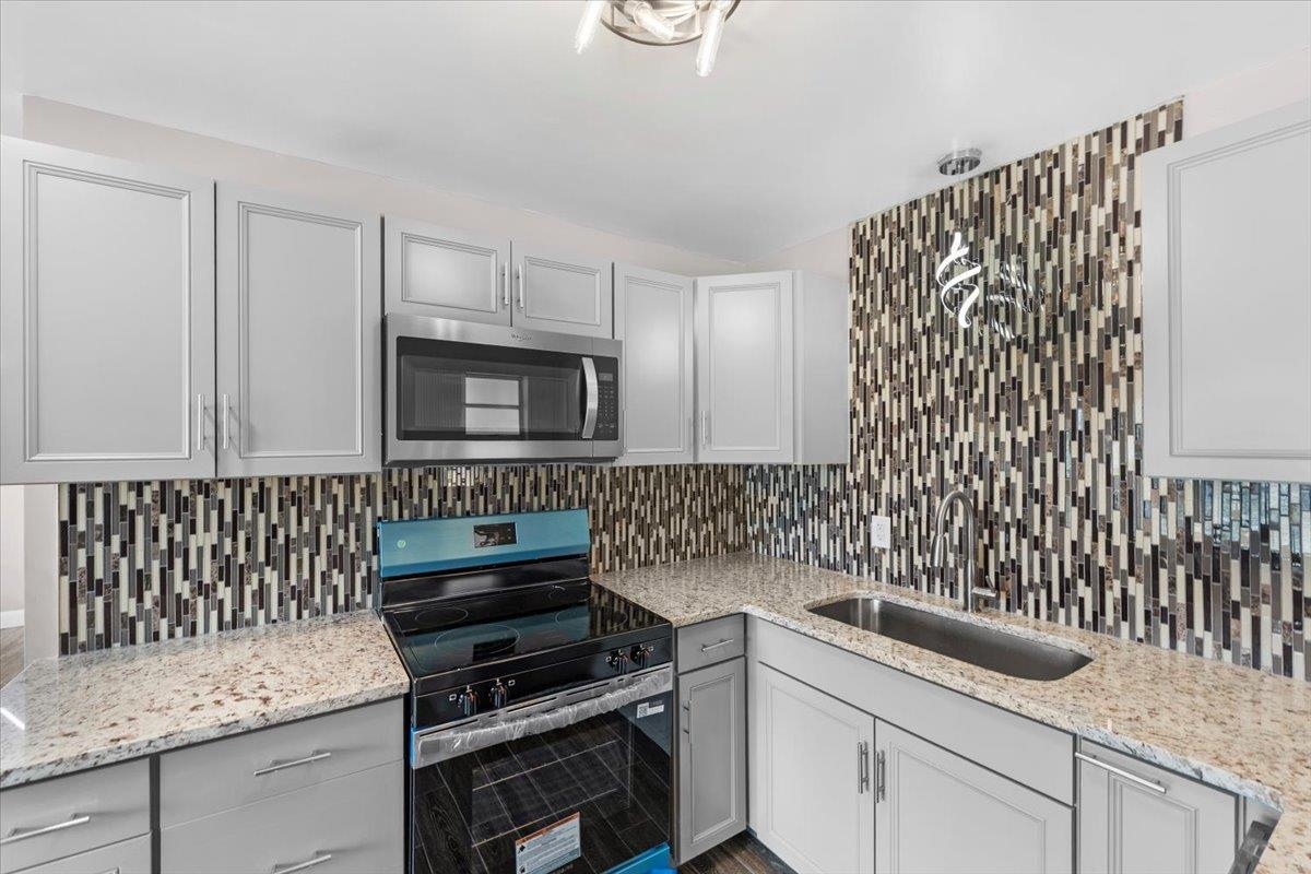 629 Cedar Park Dr