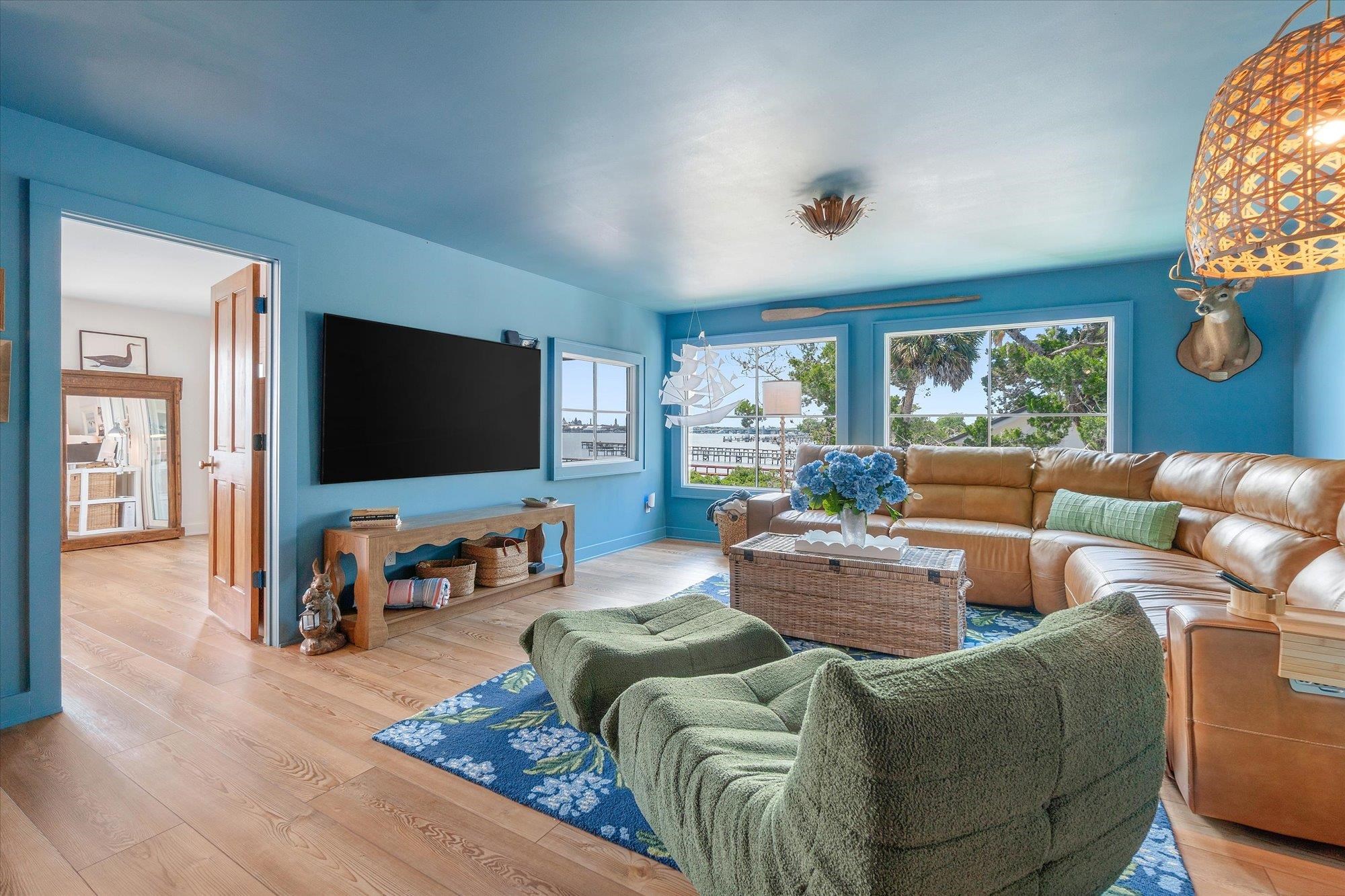 251 S Matanzas Blvd