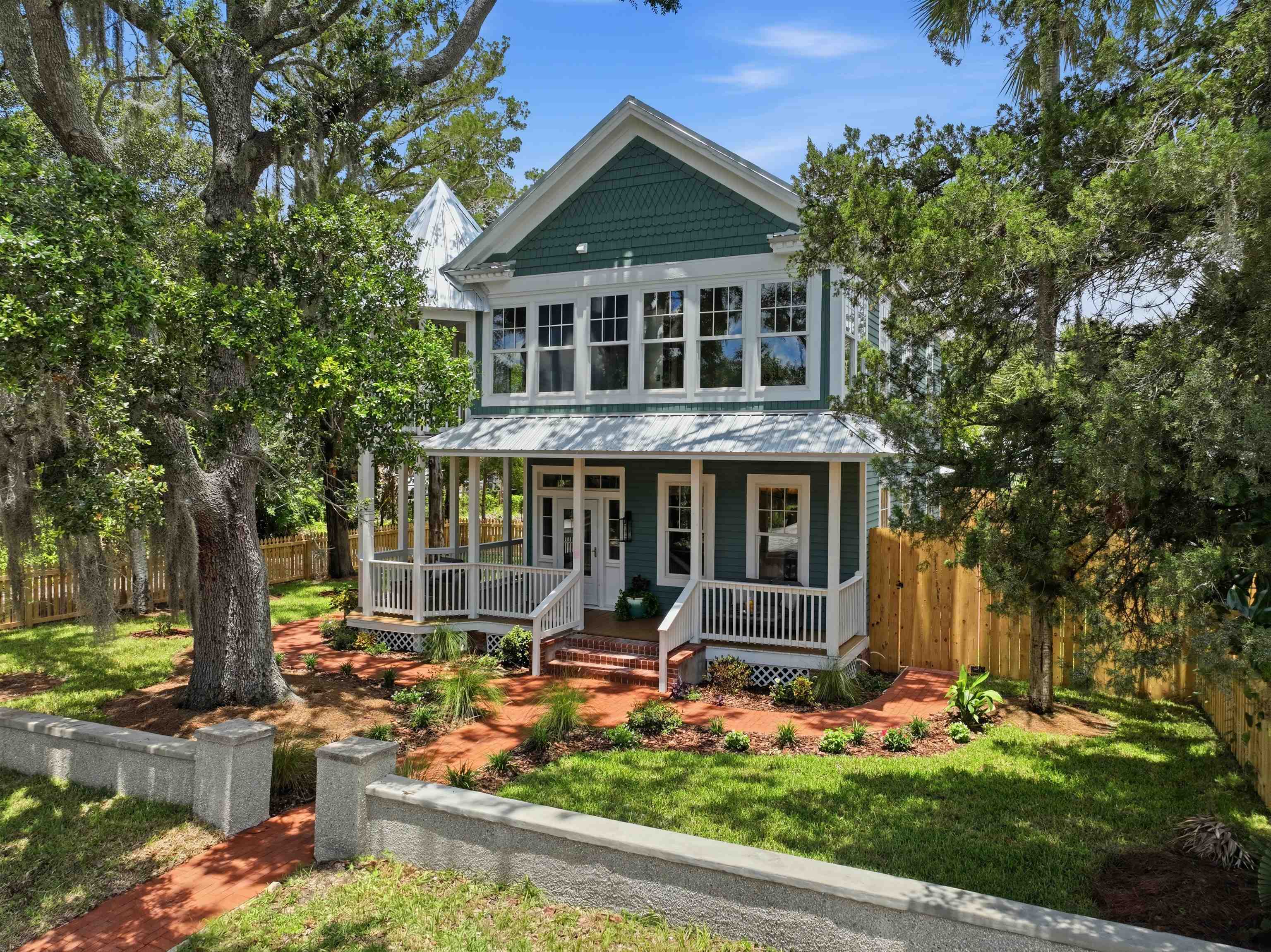 22 Joiner St