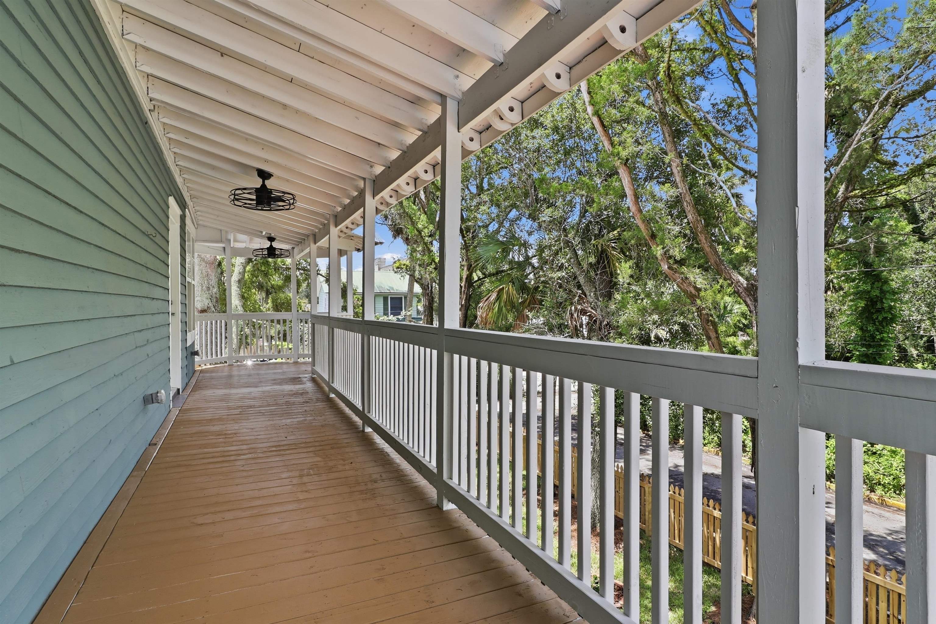 22 Joiner St