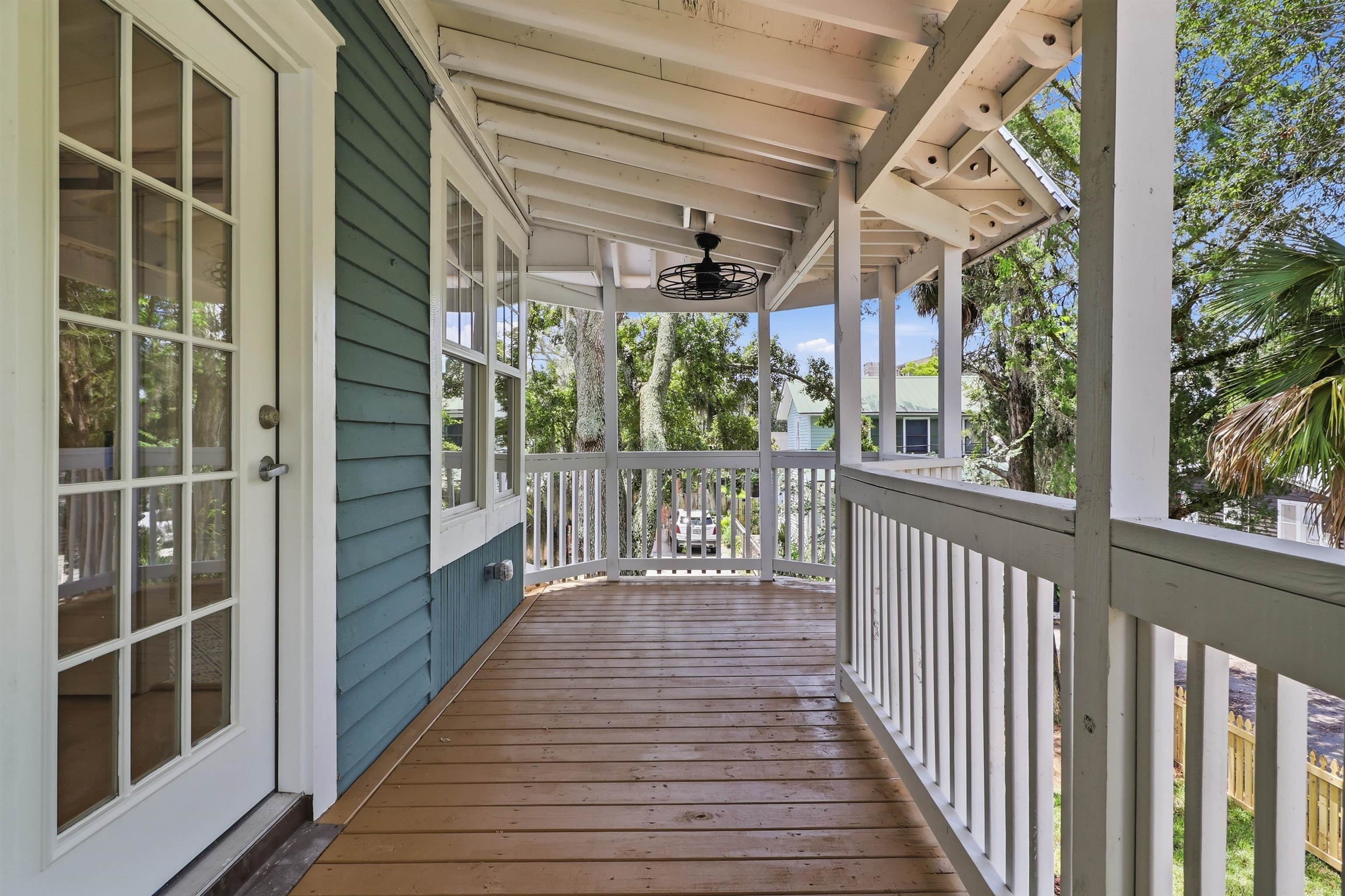 22 Joiner St