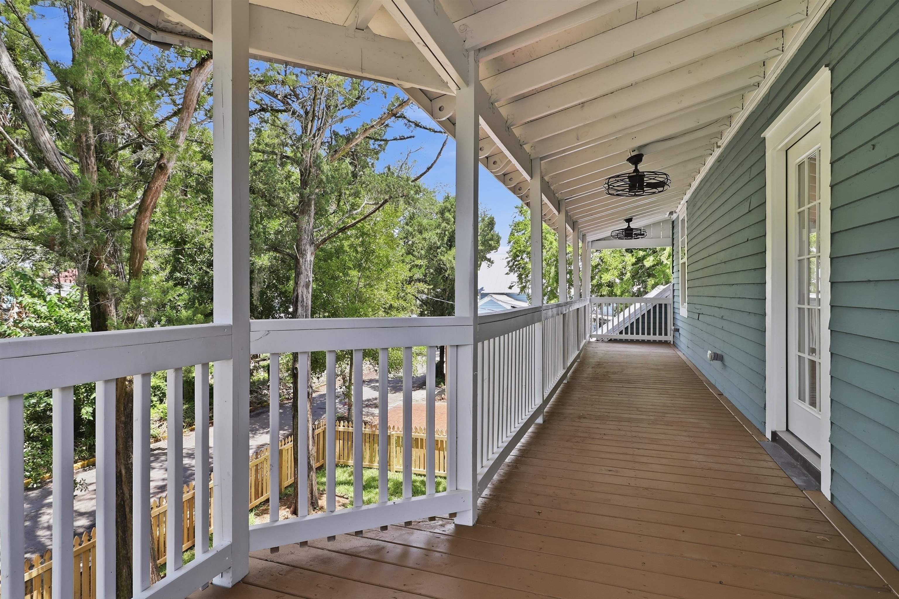 22 Joiner St