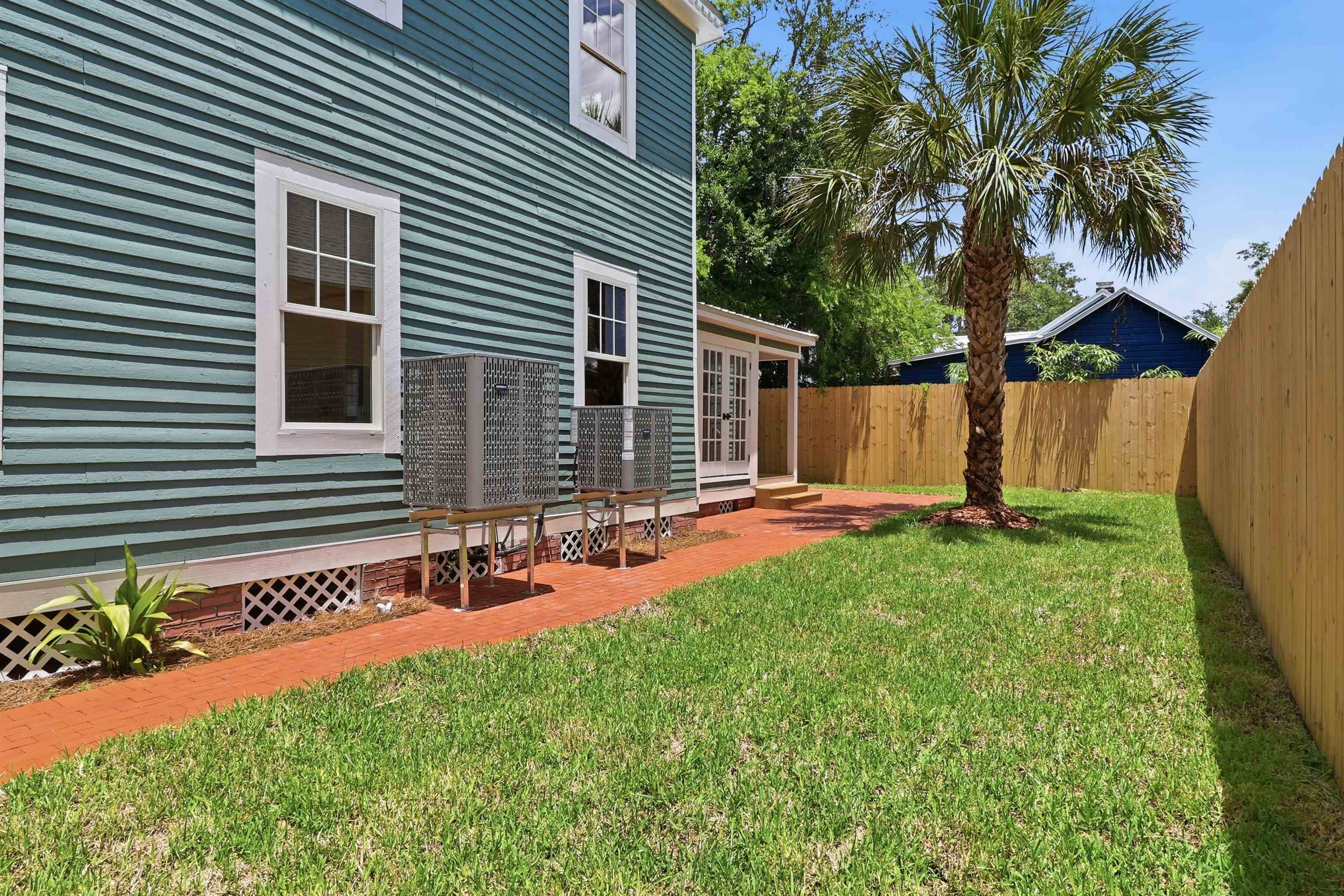 22 Joiner St