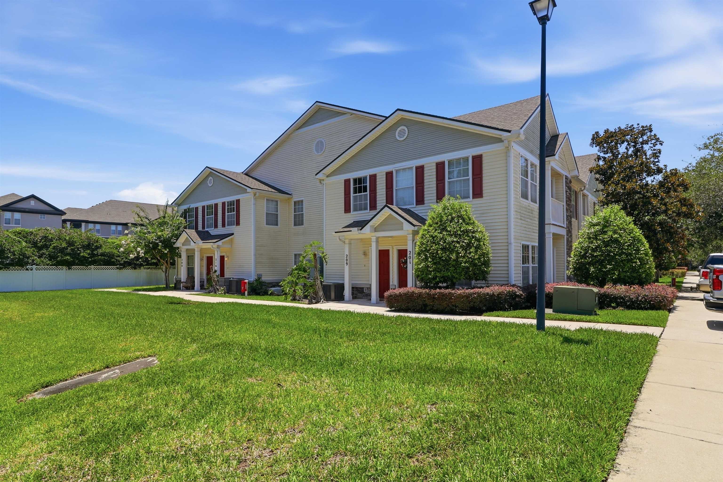 2200 Marsh Hawk Lane Unit: 214